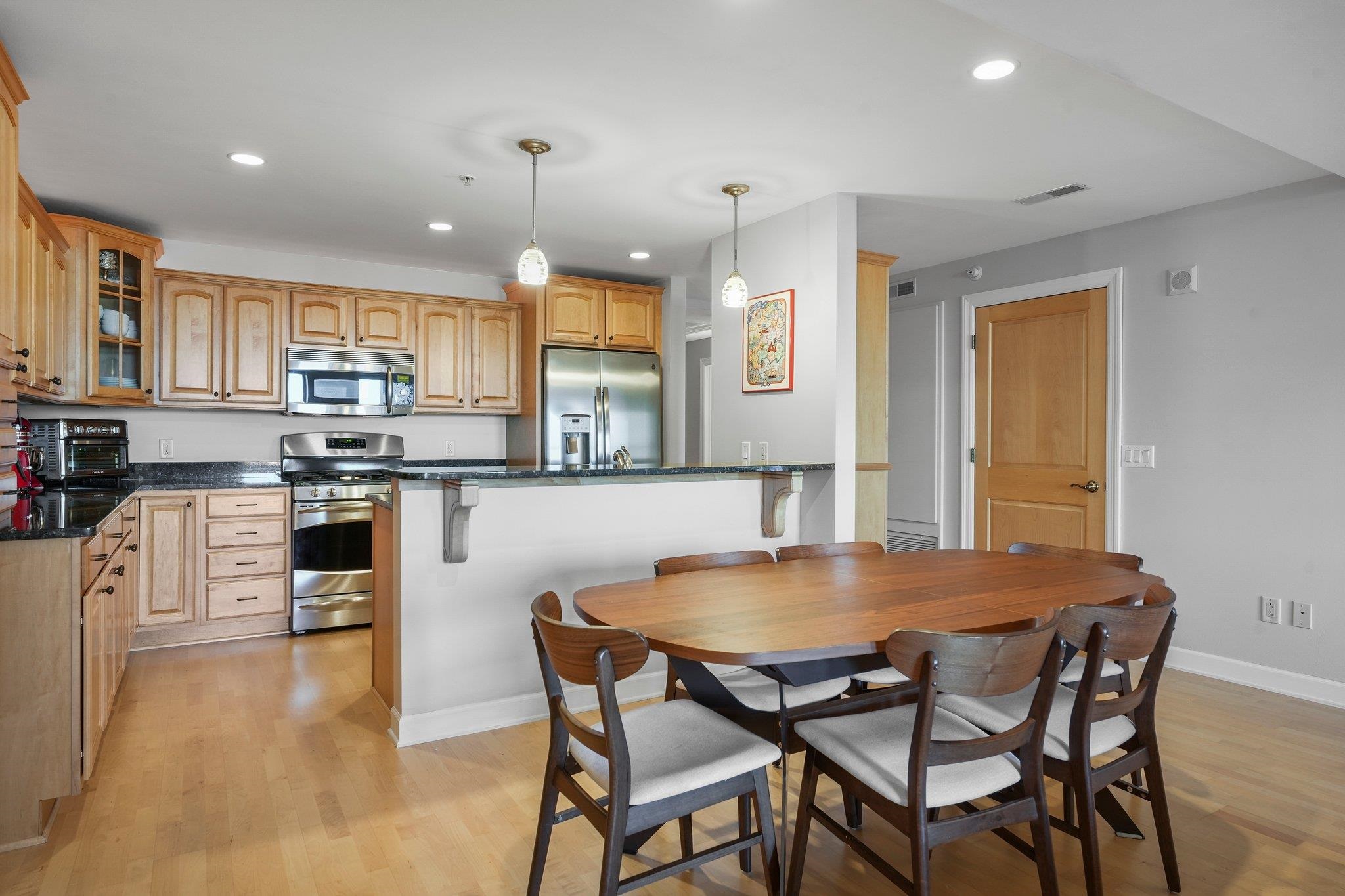 123 W Washington Avenue Unit: 507