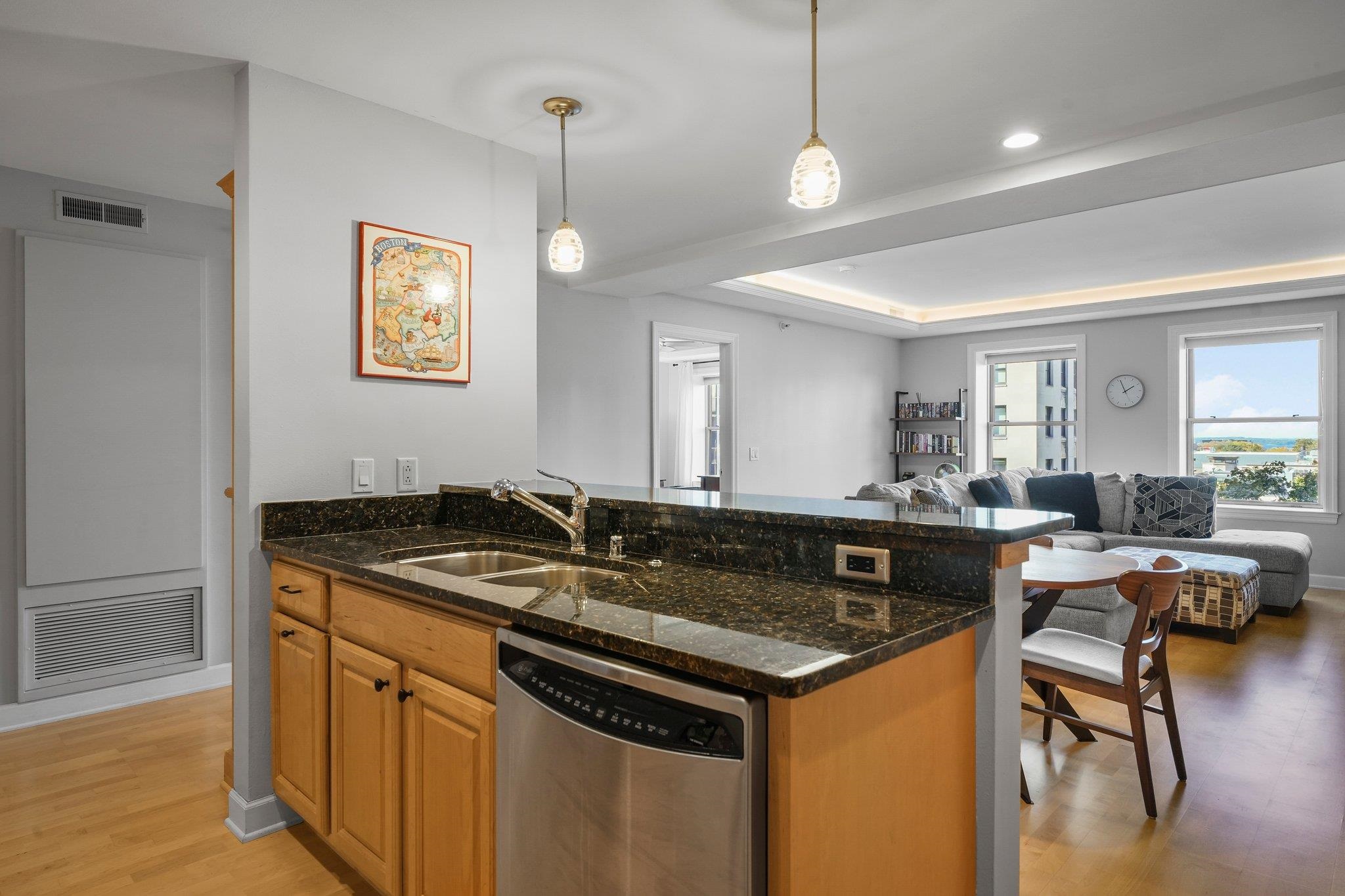 123 W Washington Avenue Unit: 507
