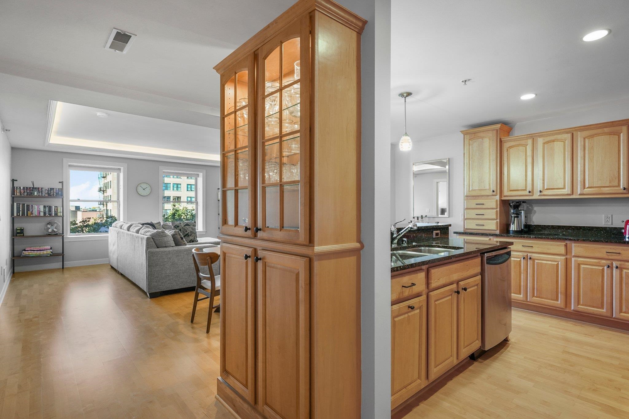 123 W Washington Avenue Unit: 507
