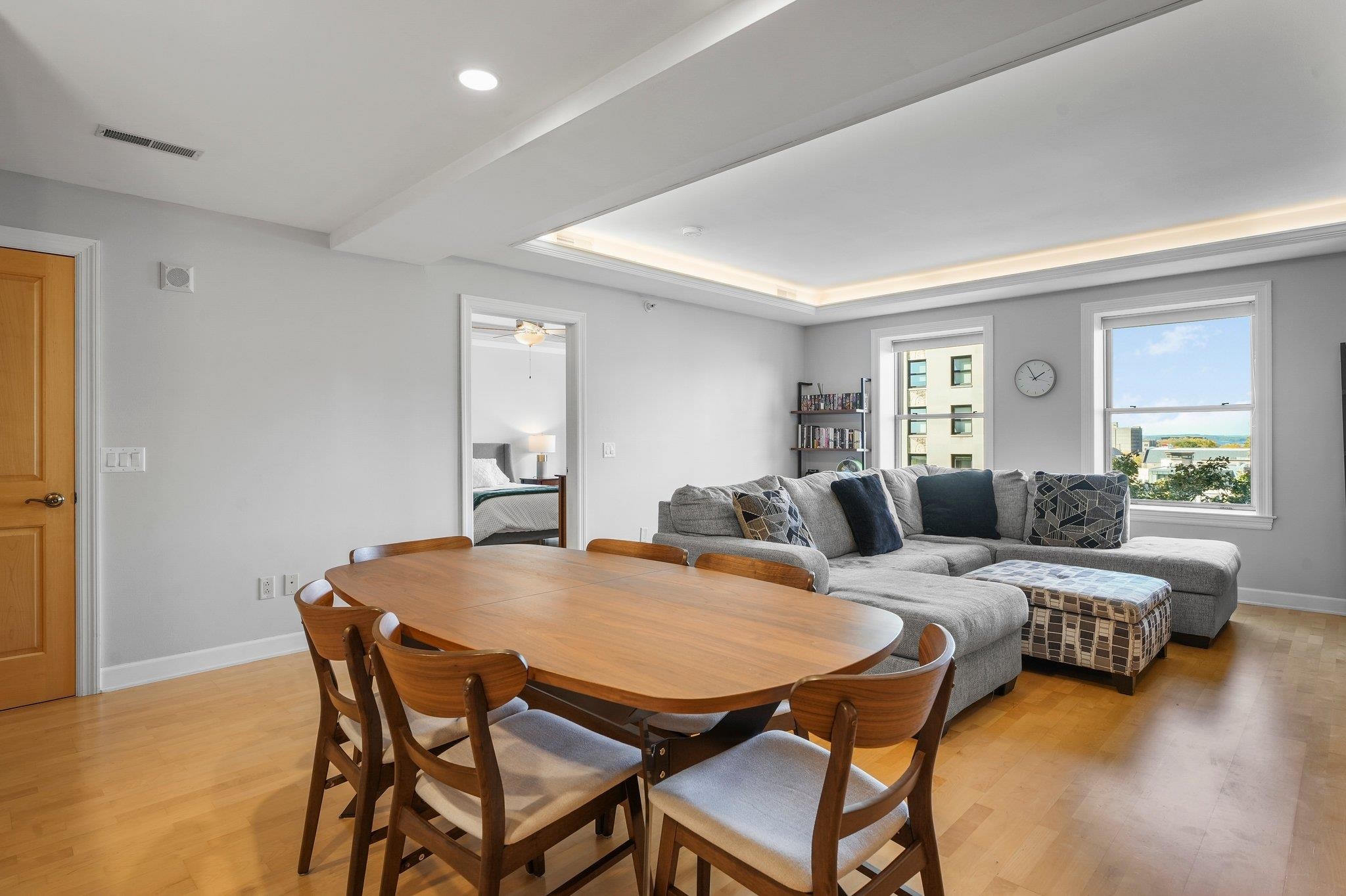 123 W Washington Avenue Unit: 507