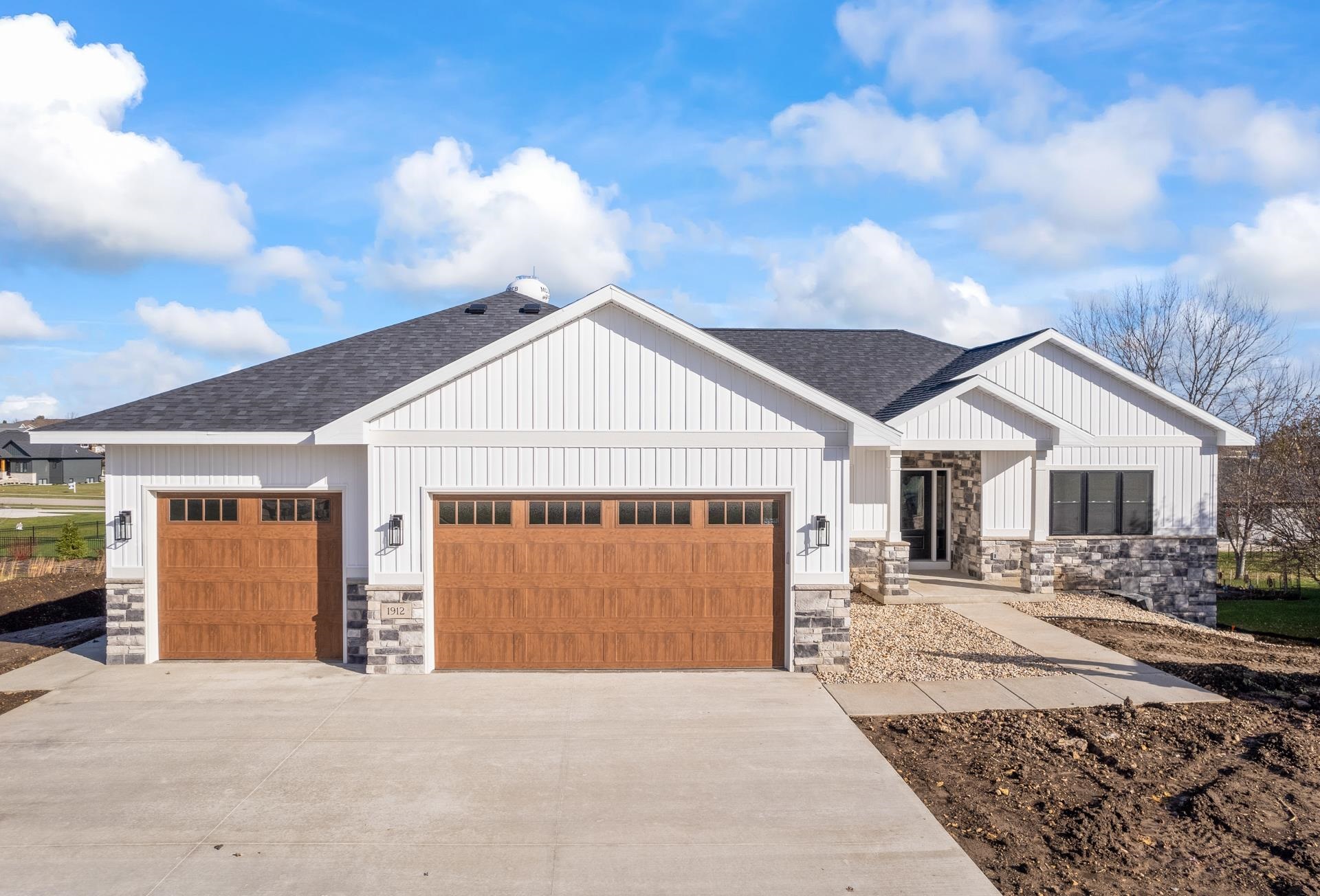 1912 St Olav Avenue
