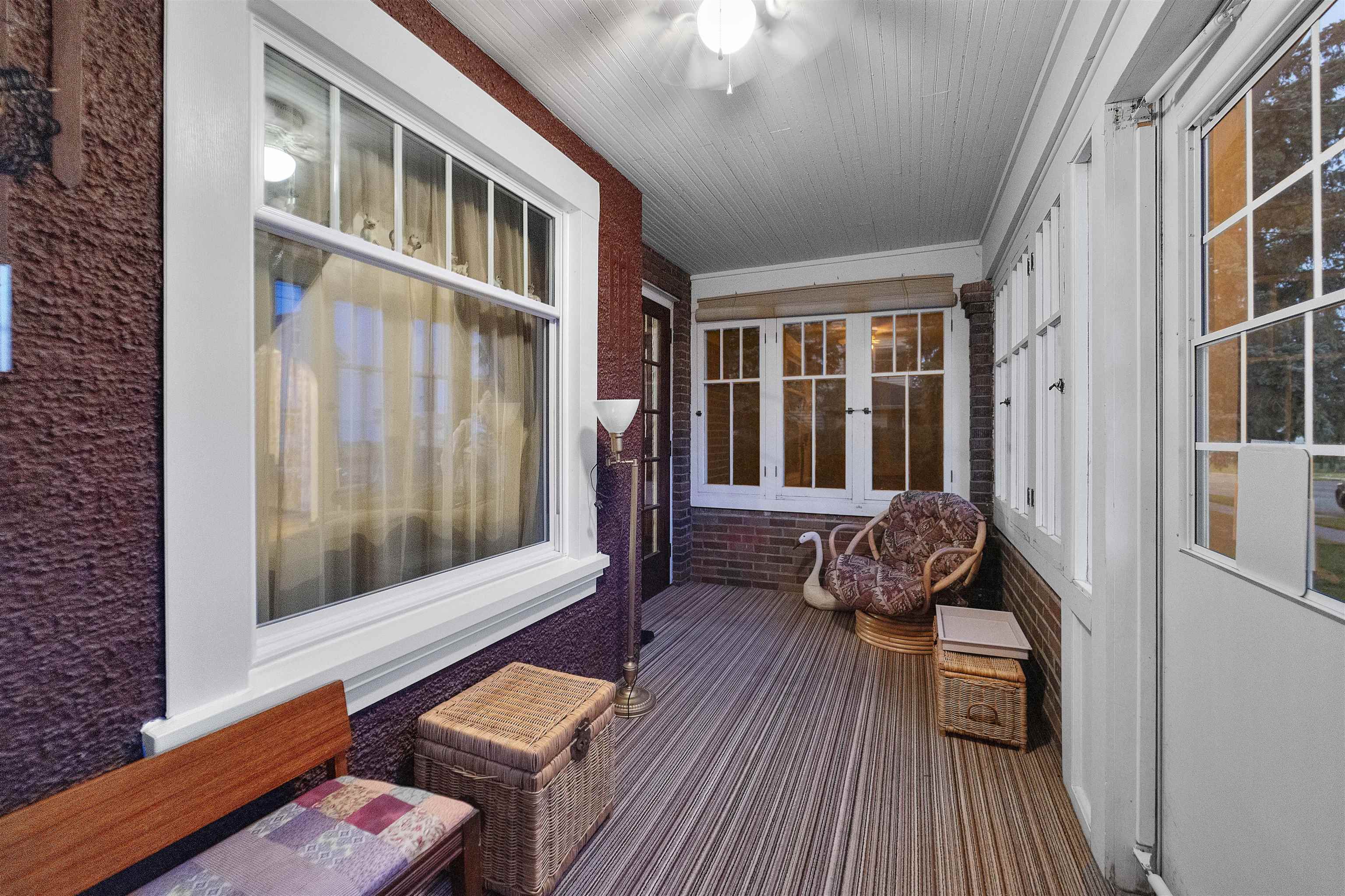209 E Highland Avenue