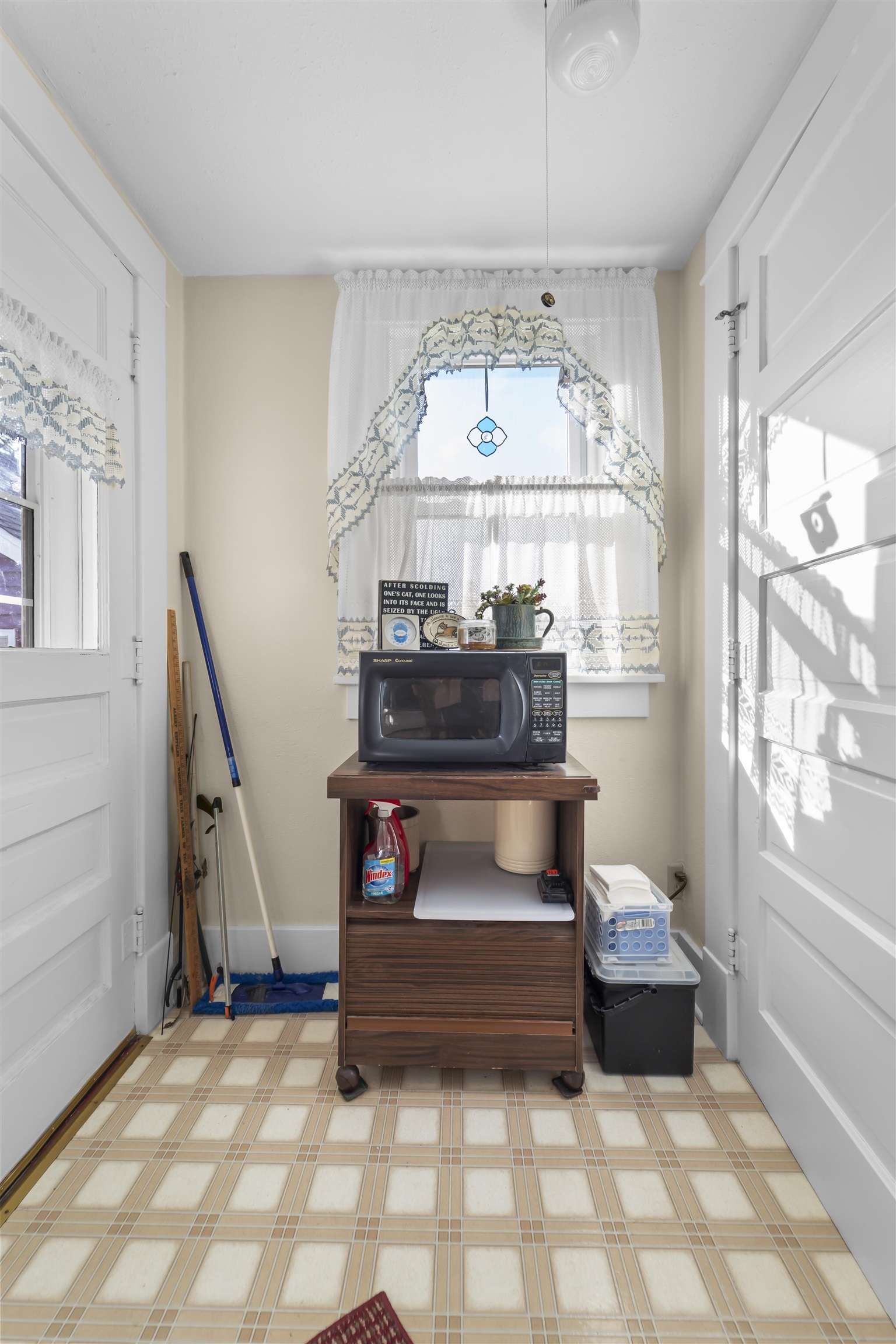 209 E Highland Avenue