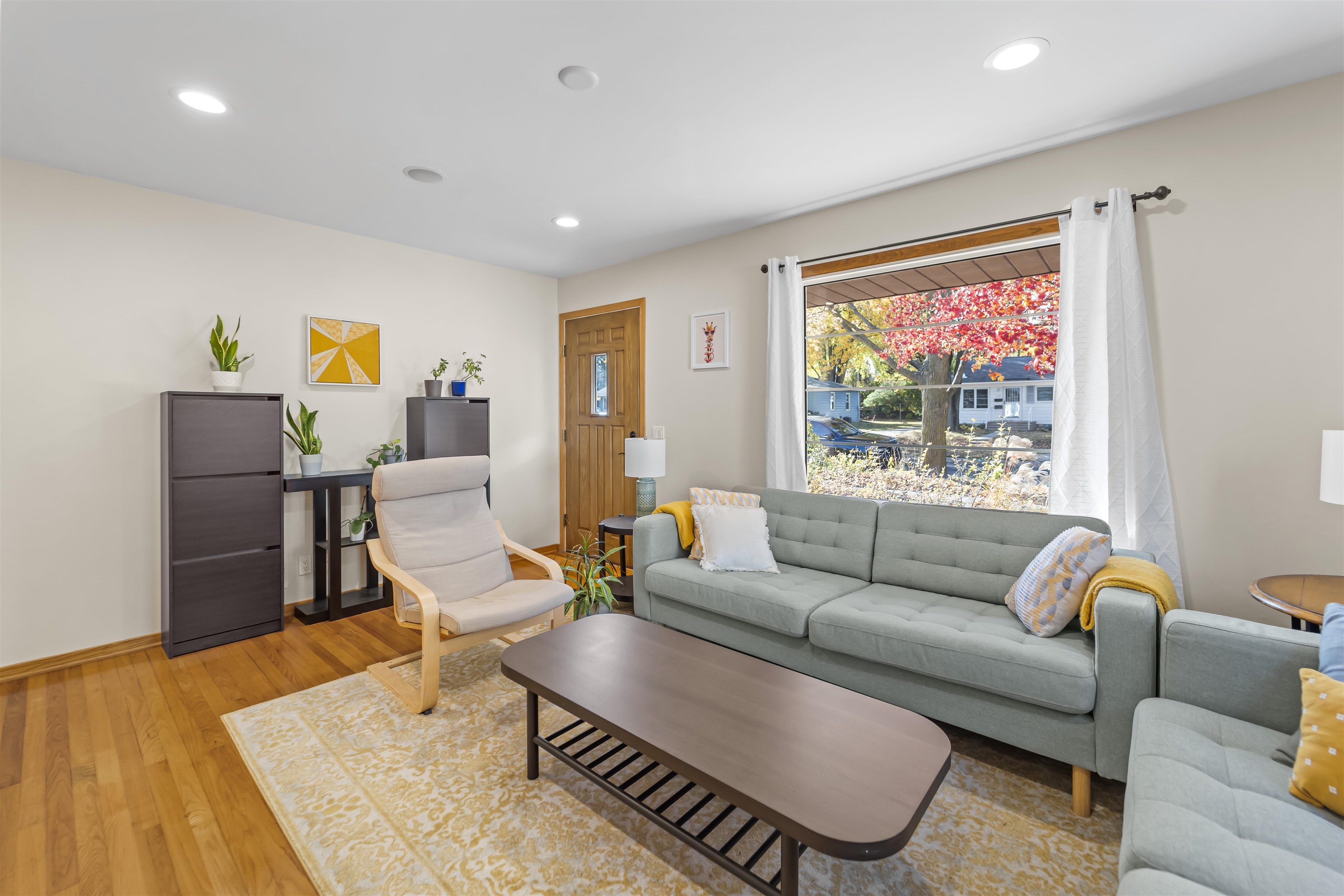 1125 Lorraine Drive