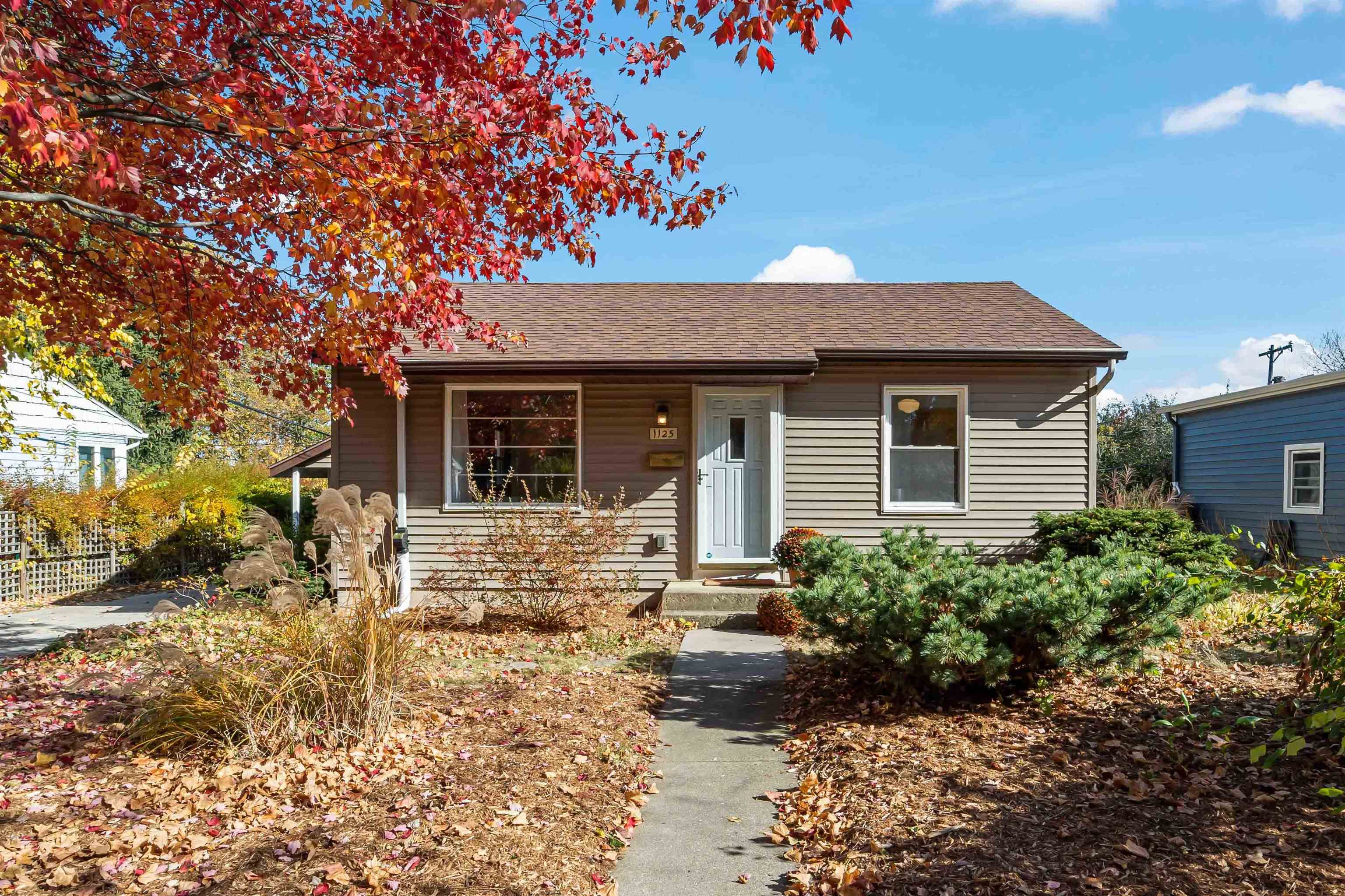 1125 Lorraine Drive