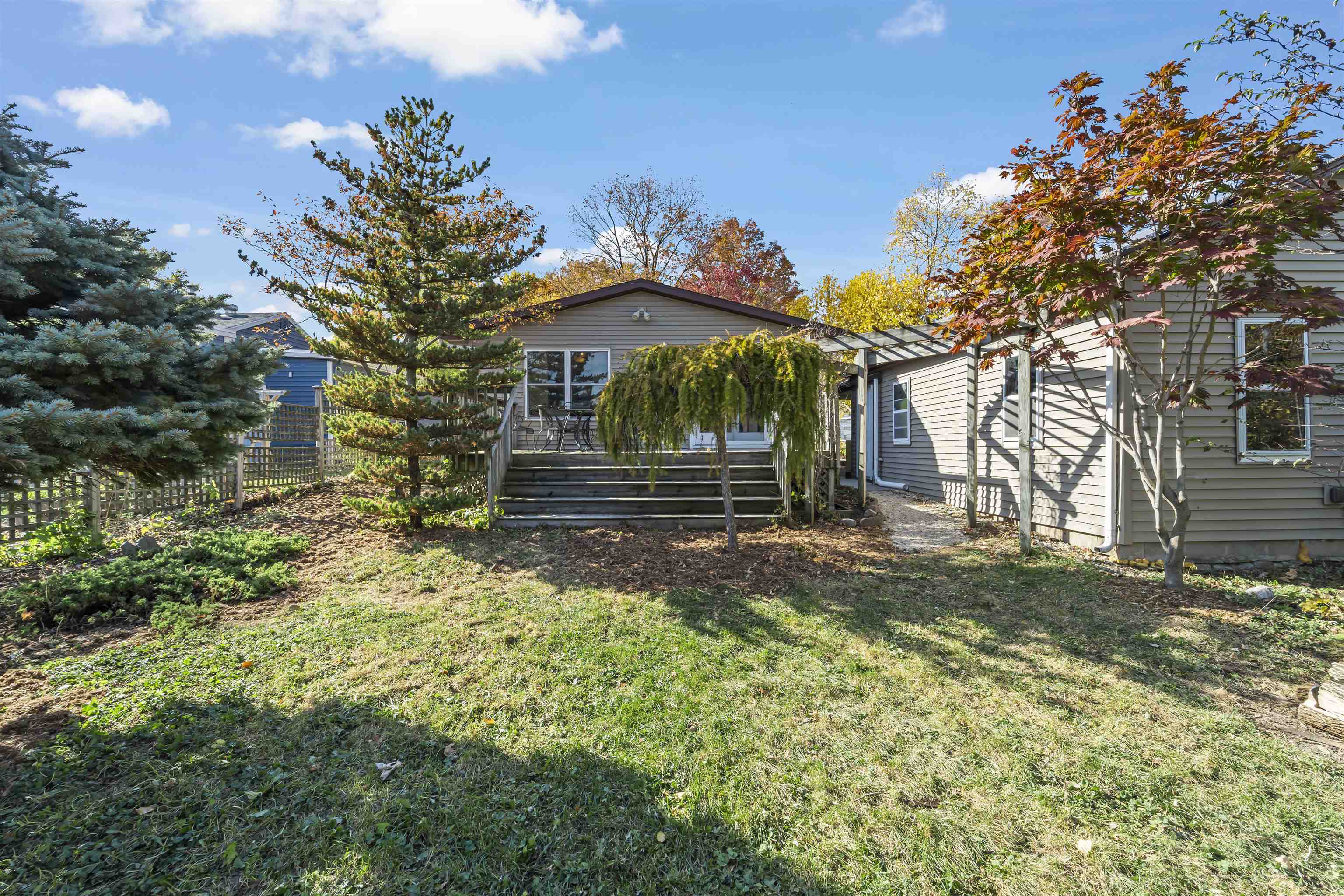 1125 Lorraine Drive