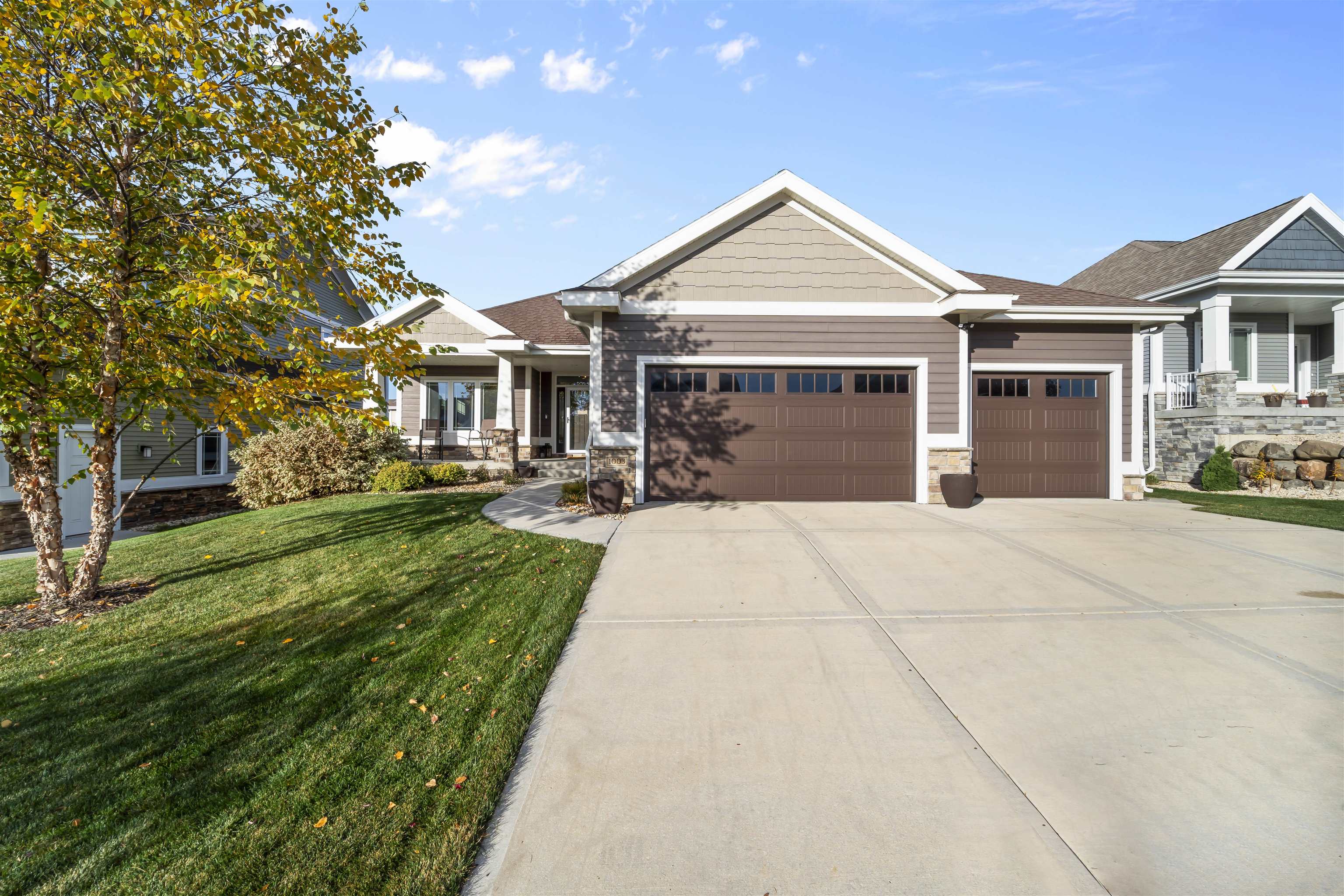 1003 Waterford Lane