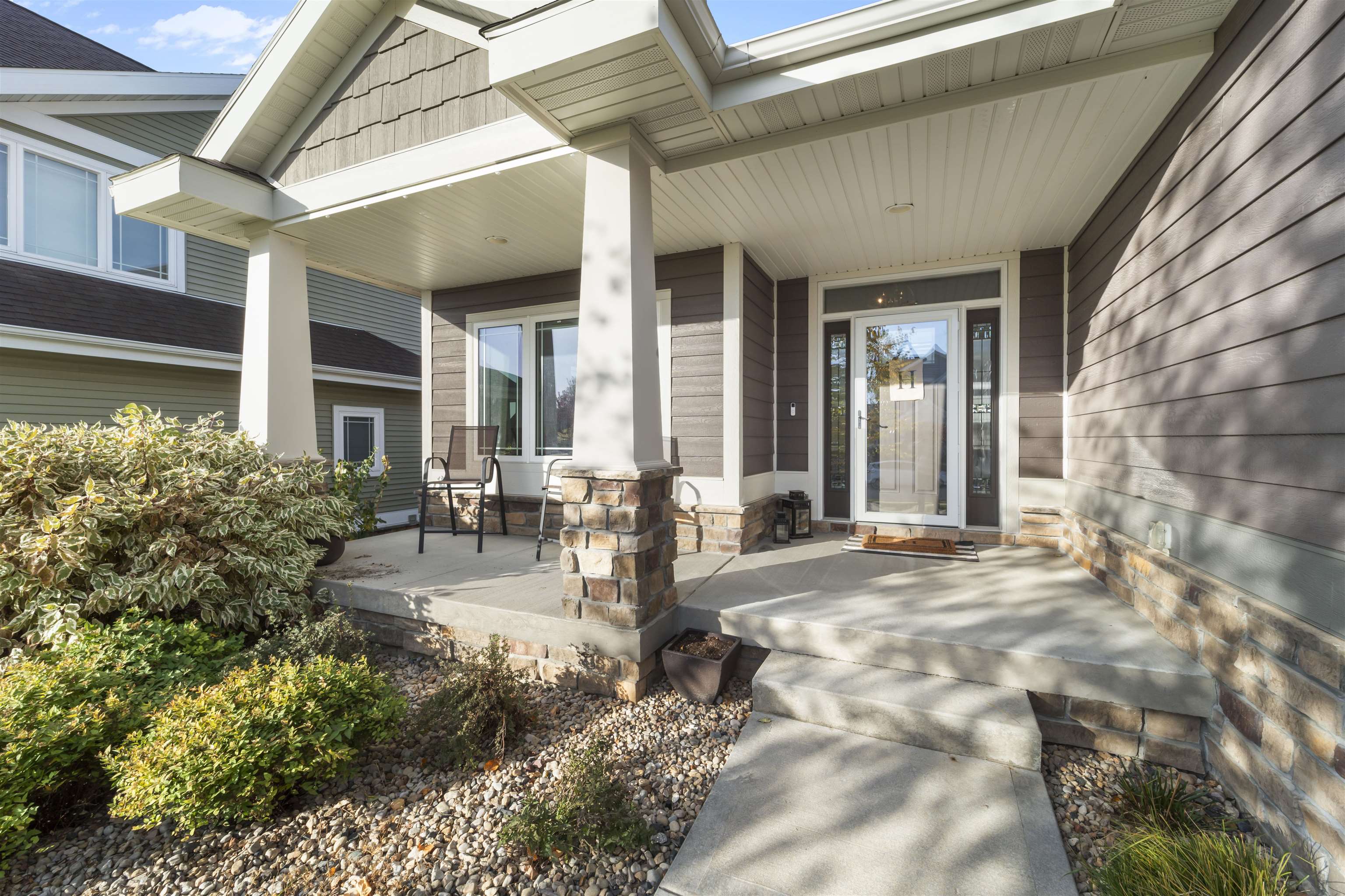 1003 Waterford Lane