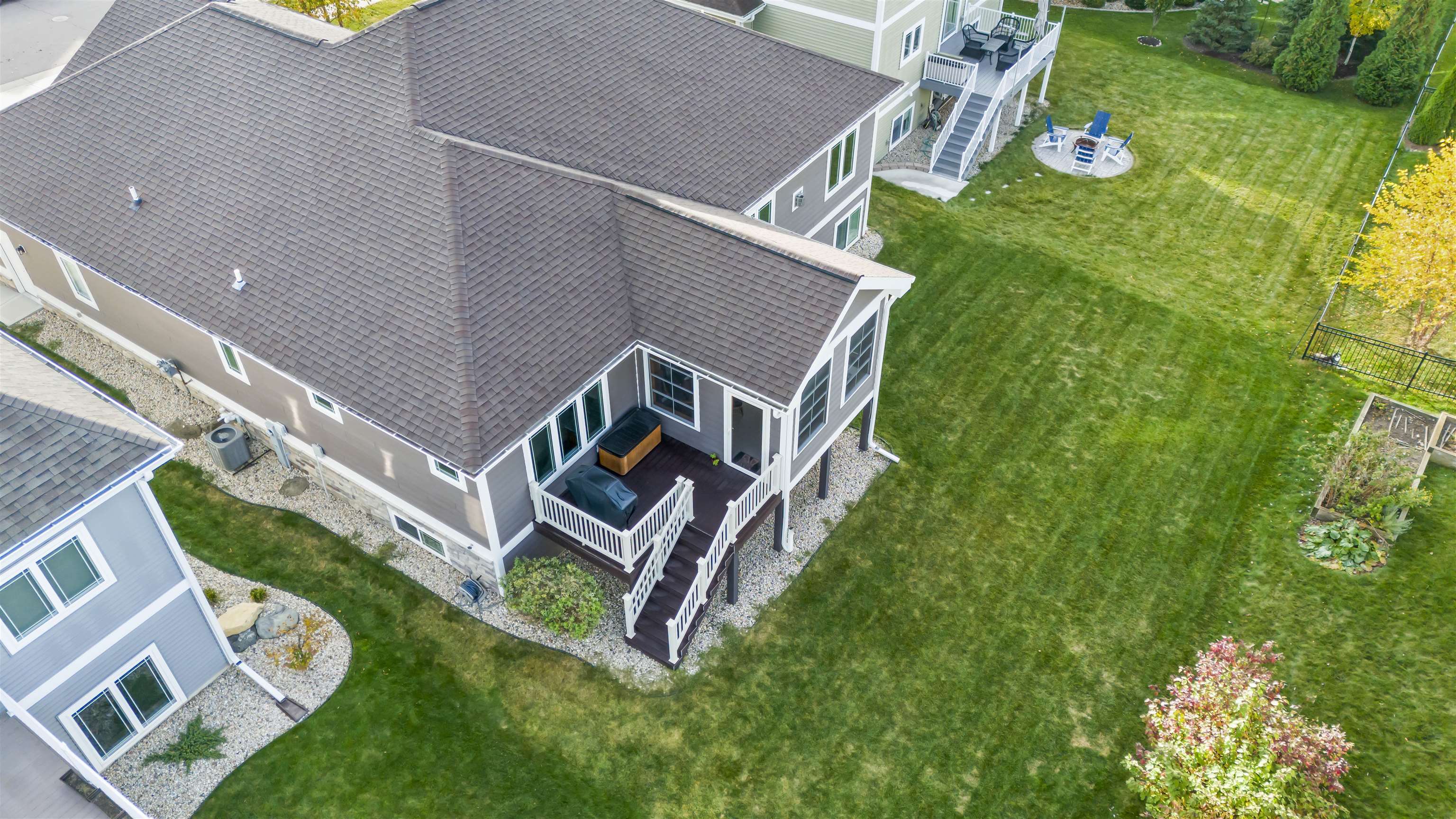 1003 Waterford Lane