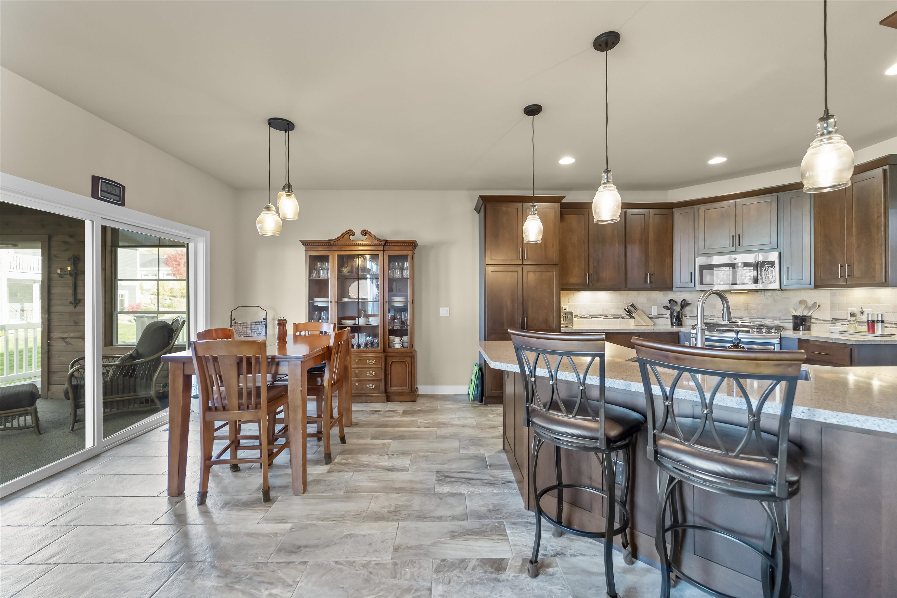 1003 Waterford Lane
