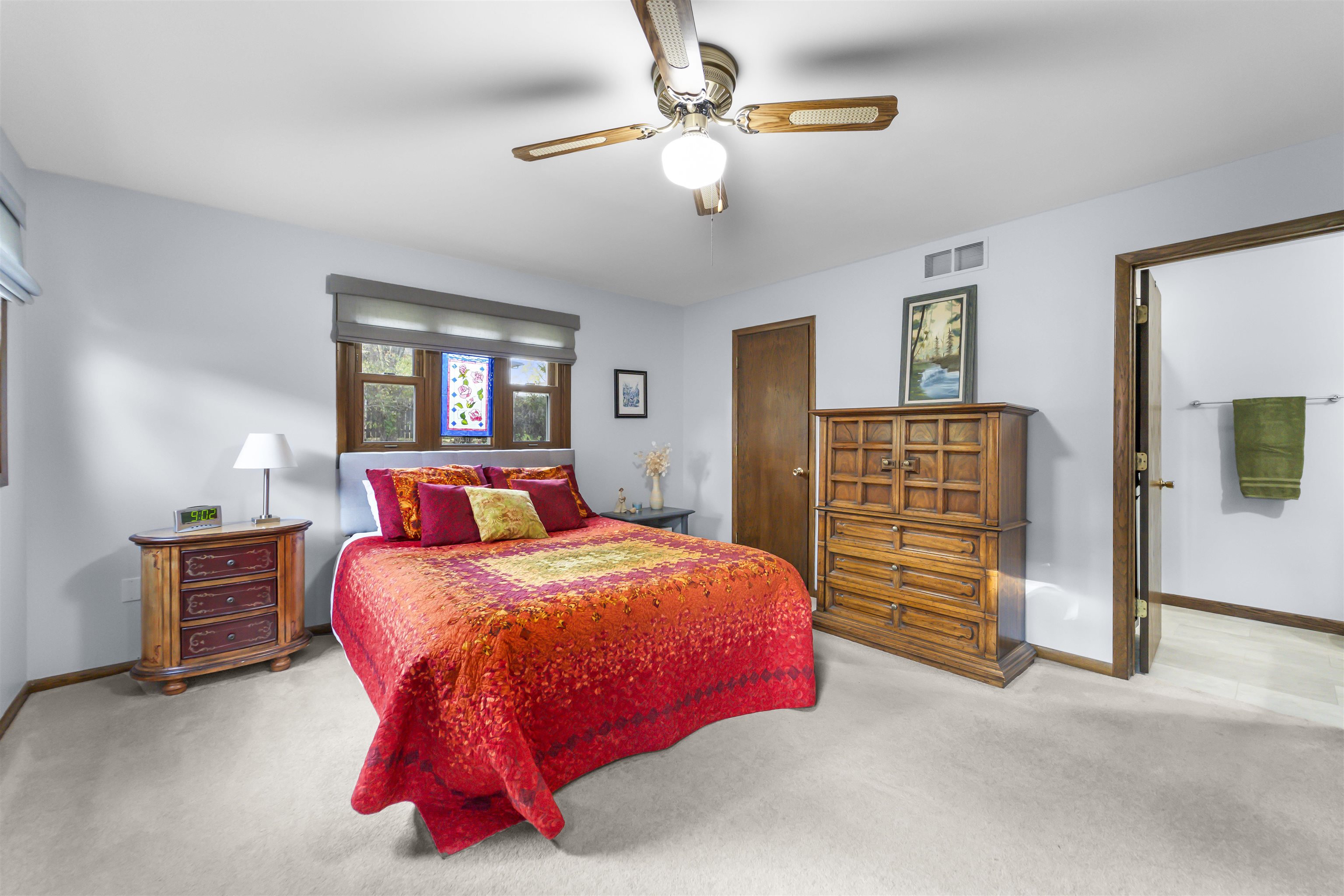 5813 Bartlett Lane