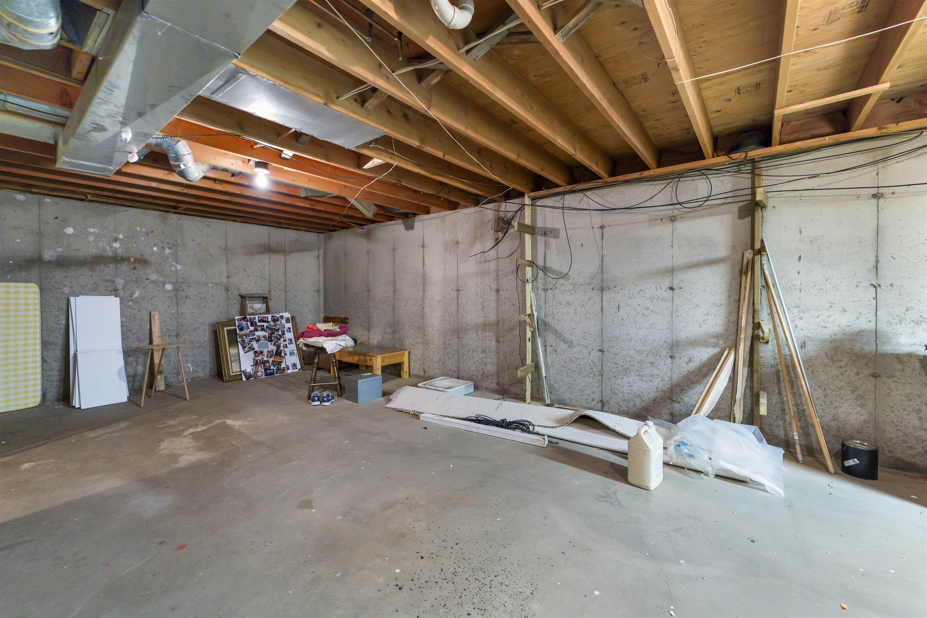 5813 Bartlett Lane