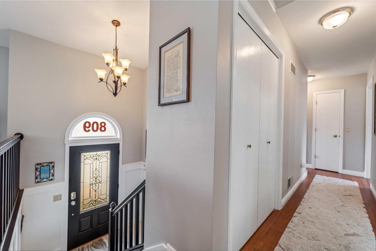 809 Lincoln Green Road