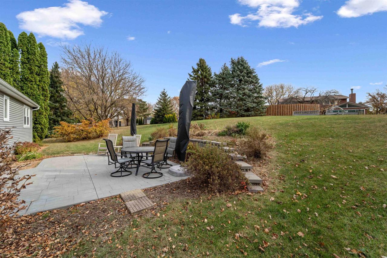 809 Lincoln Green Road