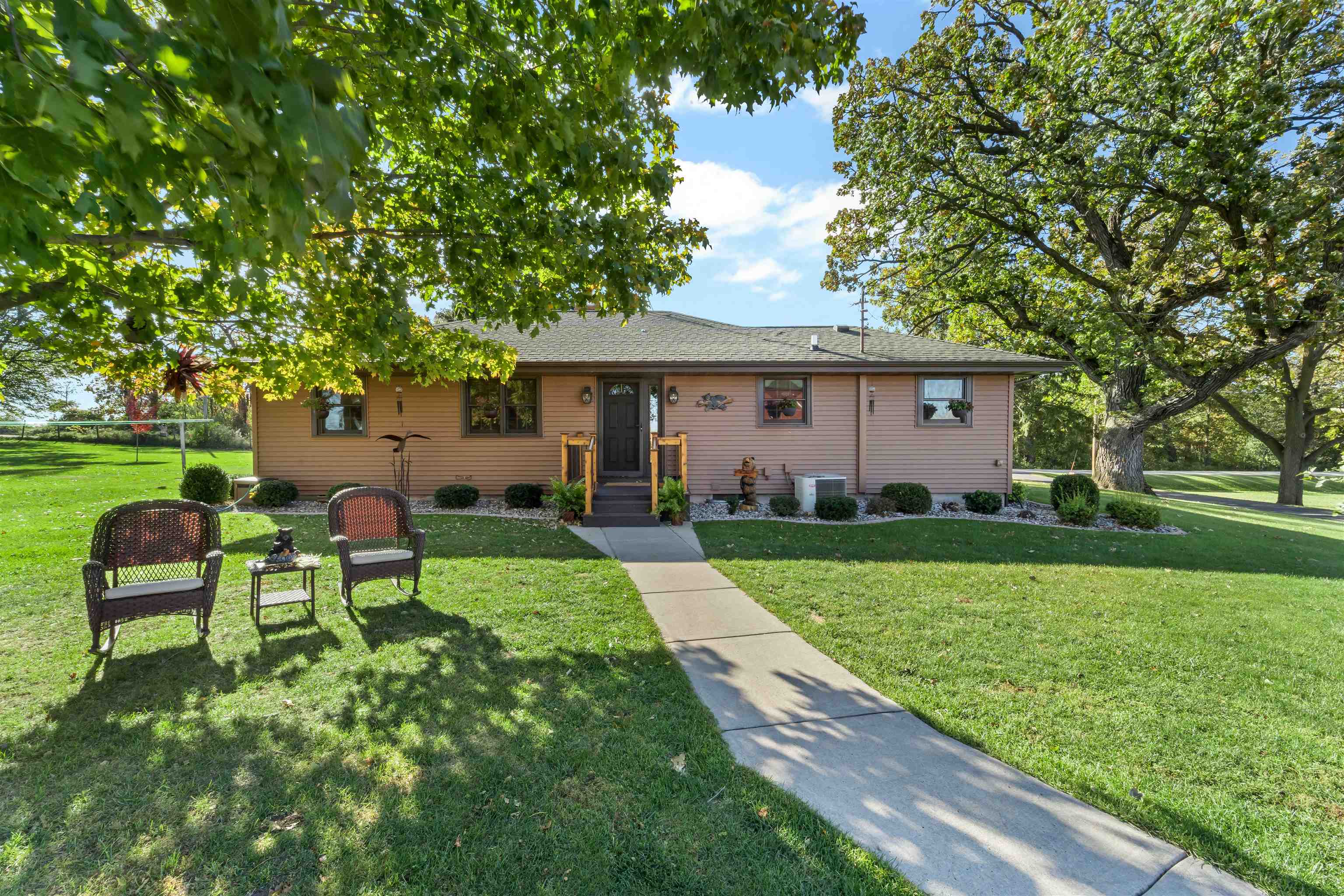 W6026 Hall Road