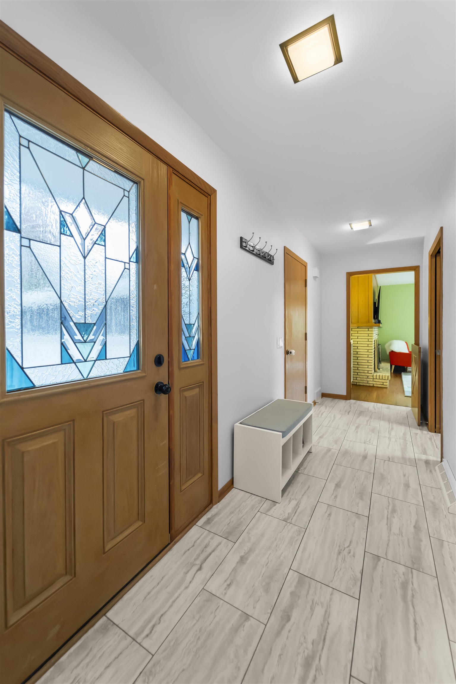 2 Kingsbury Court