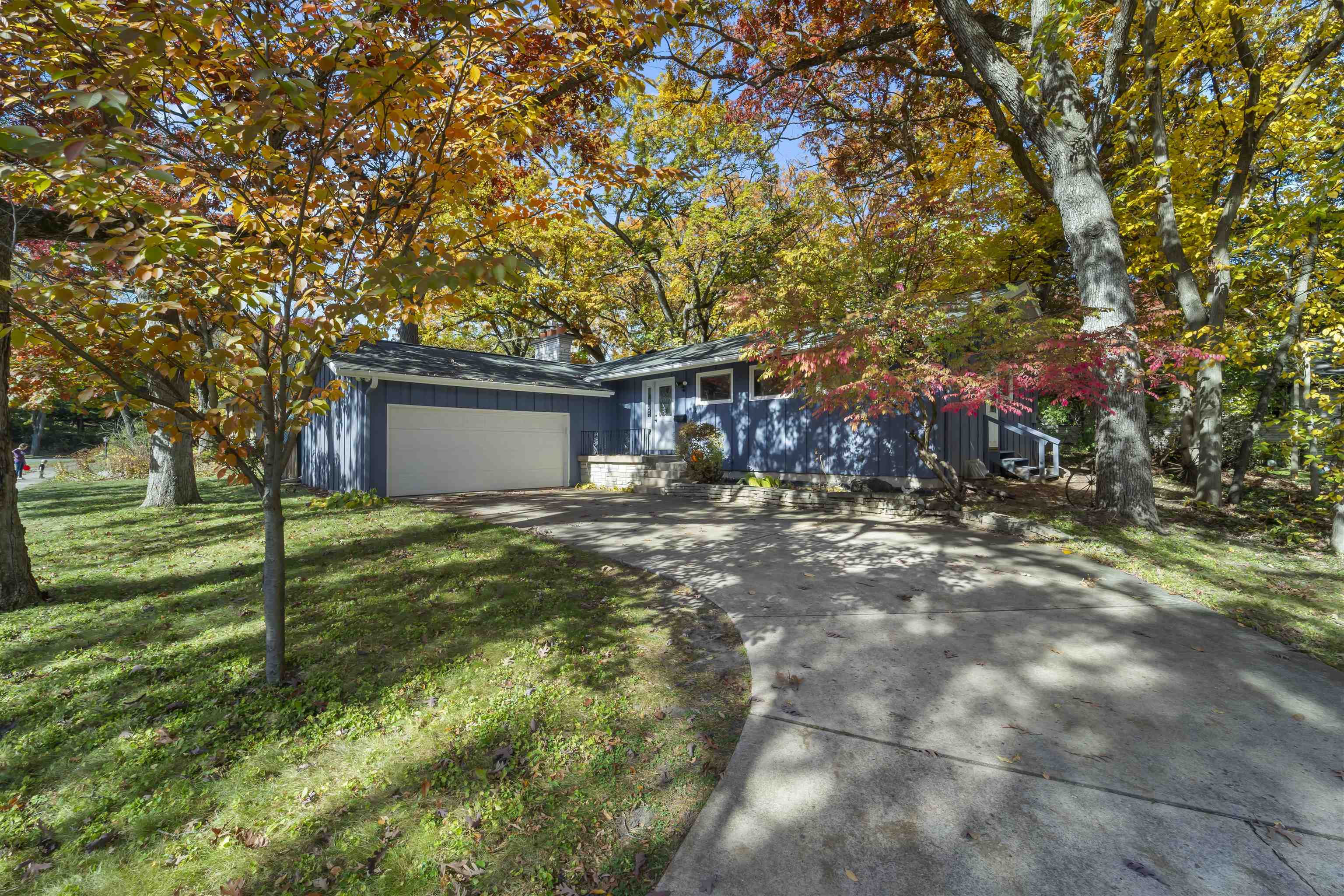 2 Kingsbury Court