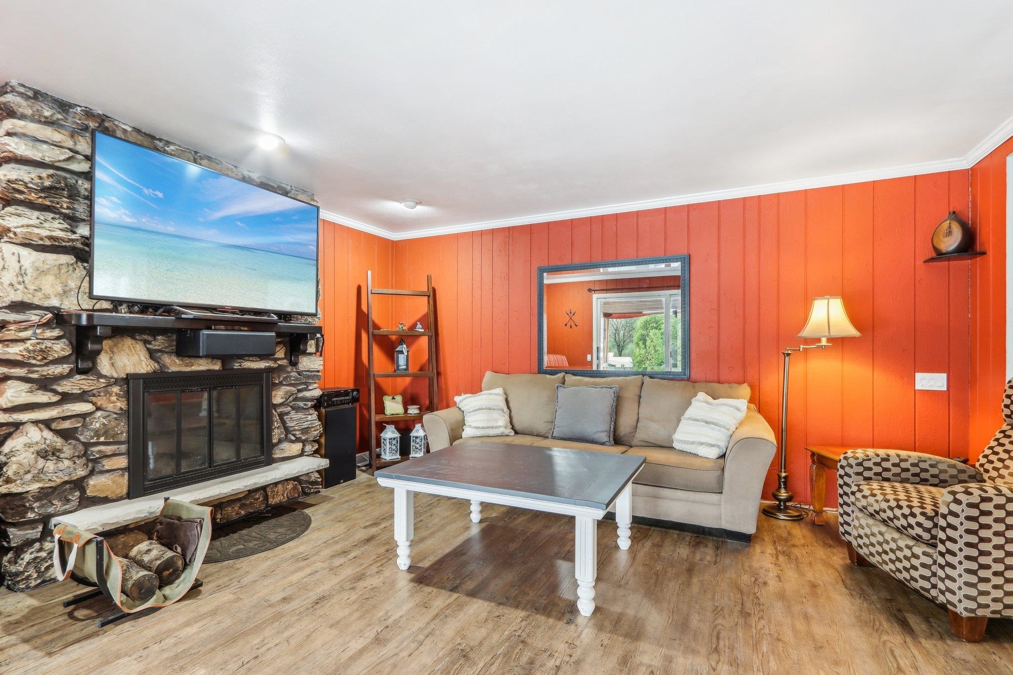 114 Kingston Way