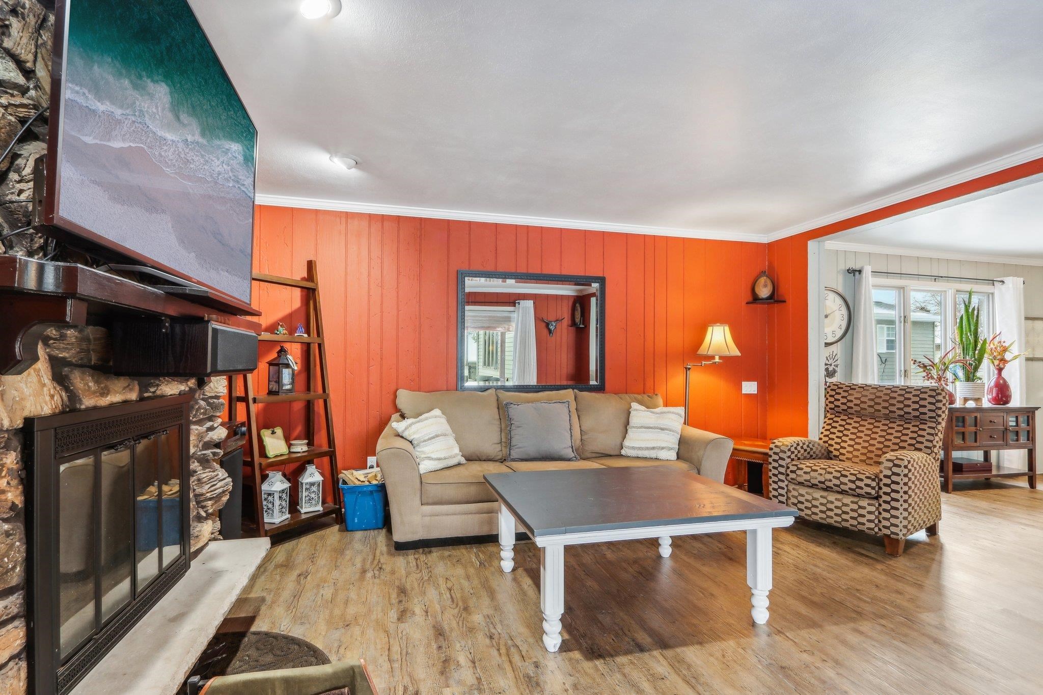 114 Kingston Way