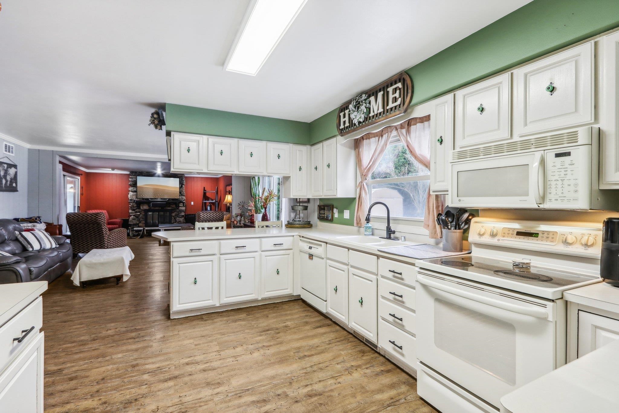 114 Kingston Way