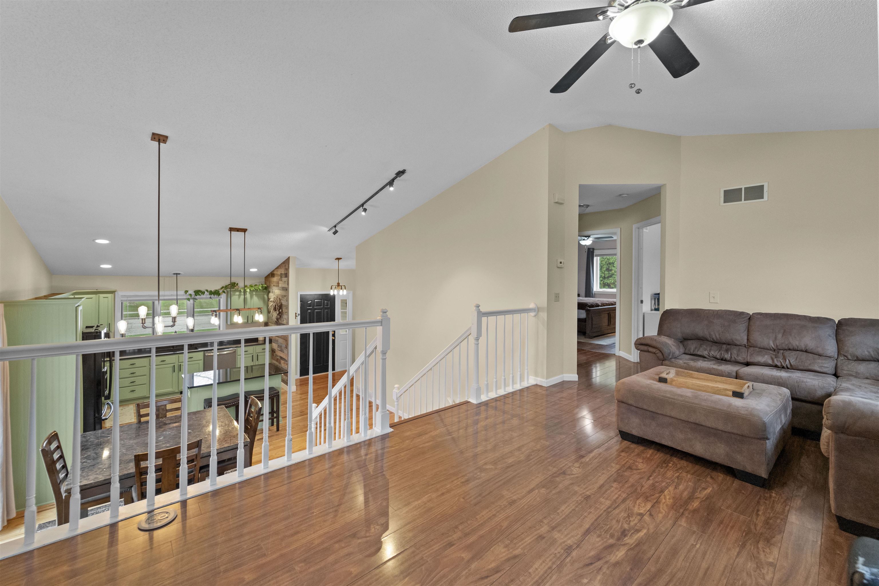 570 Oakwood Drive