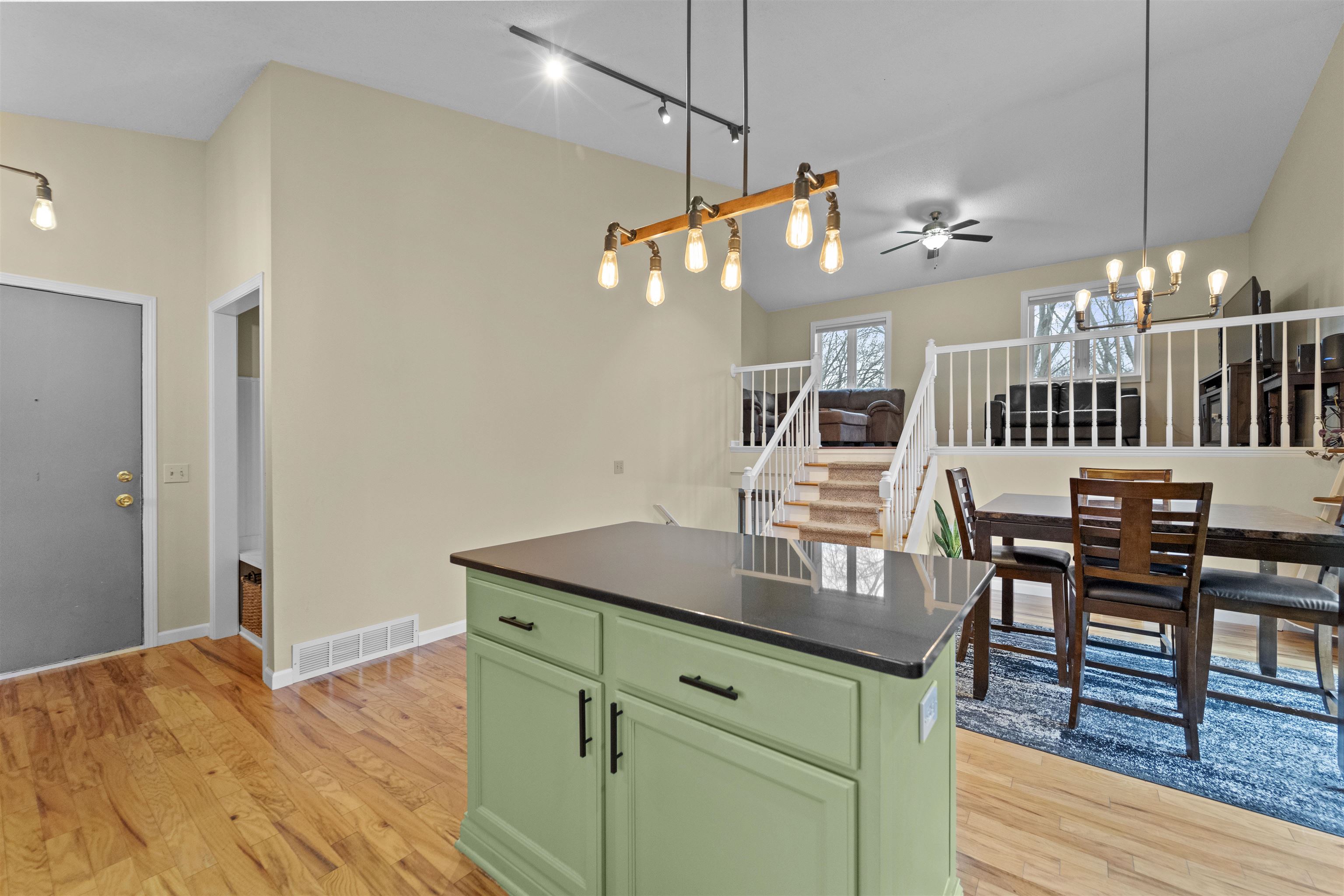 570 Oakwood Drive