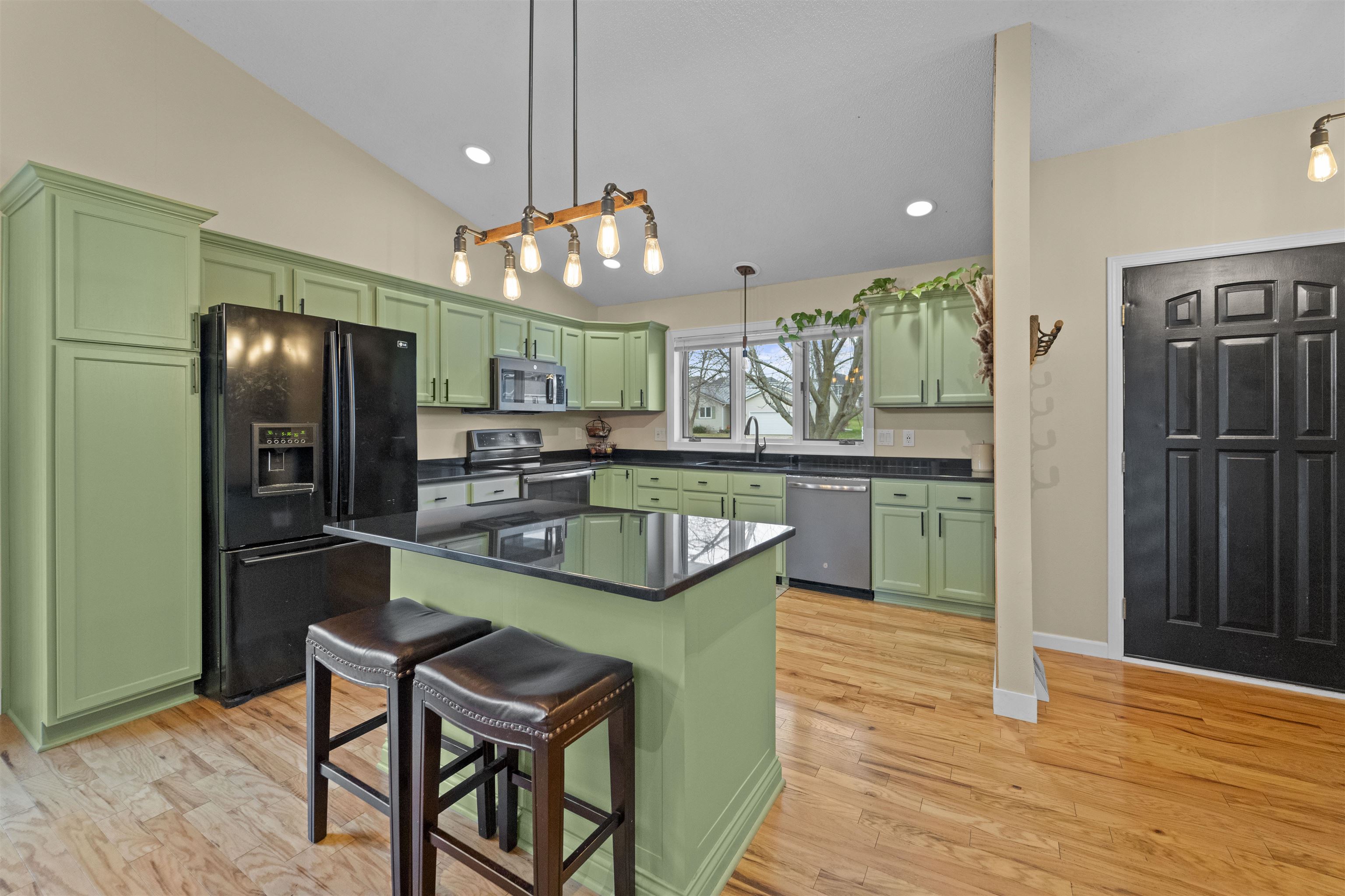 570 Oakwood Drive