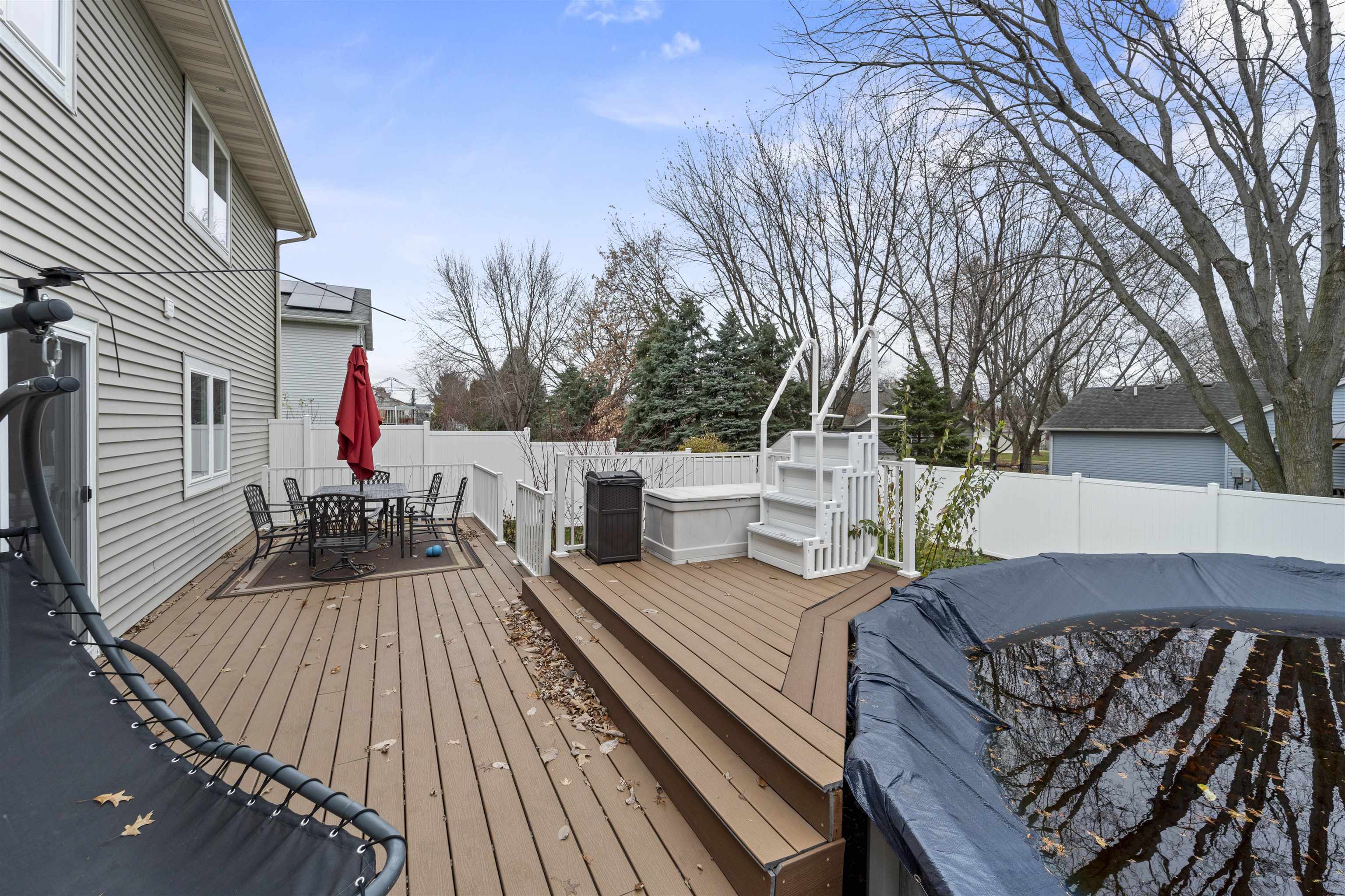 570 Oakwood Drive
