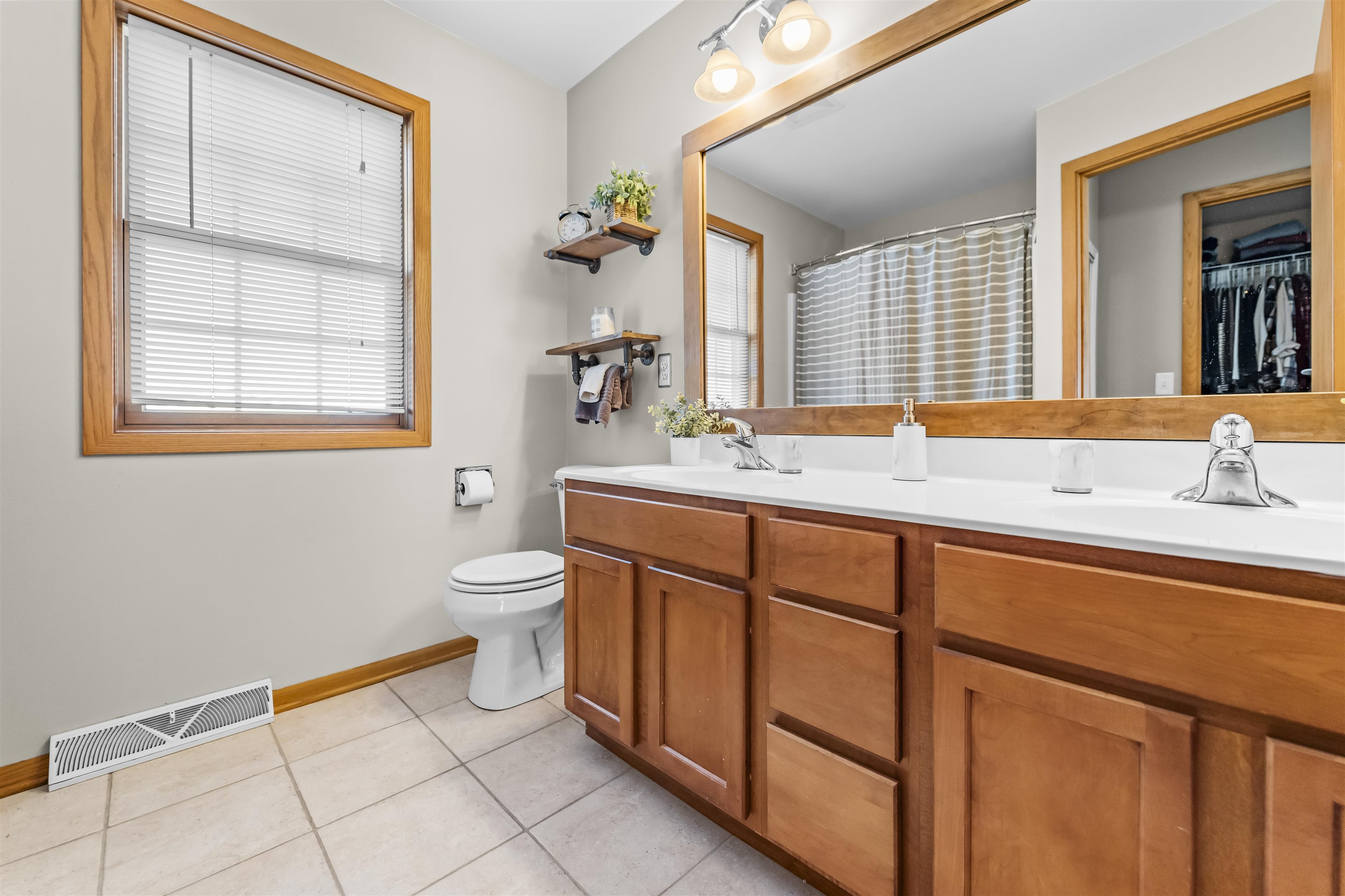7233 Iris Bloom Drive