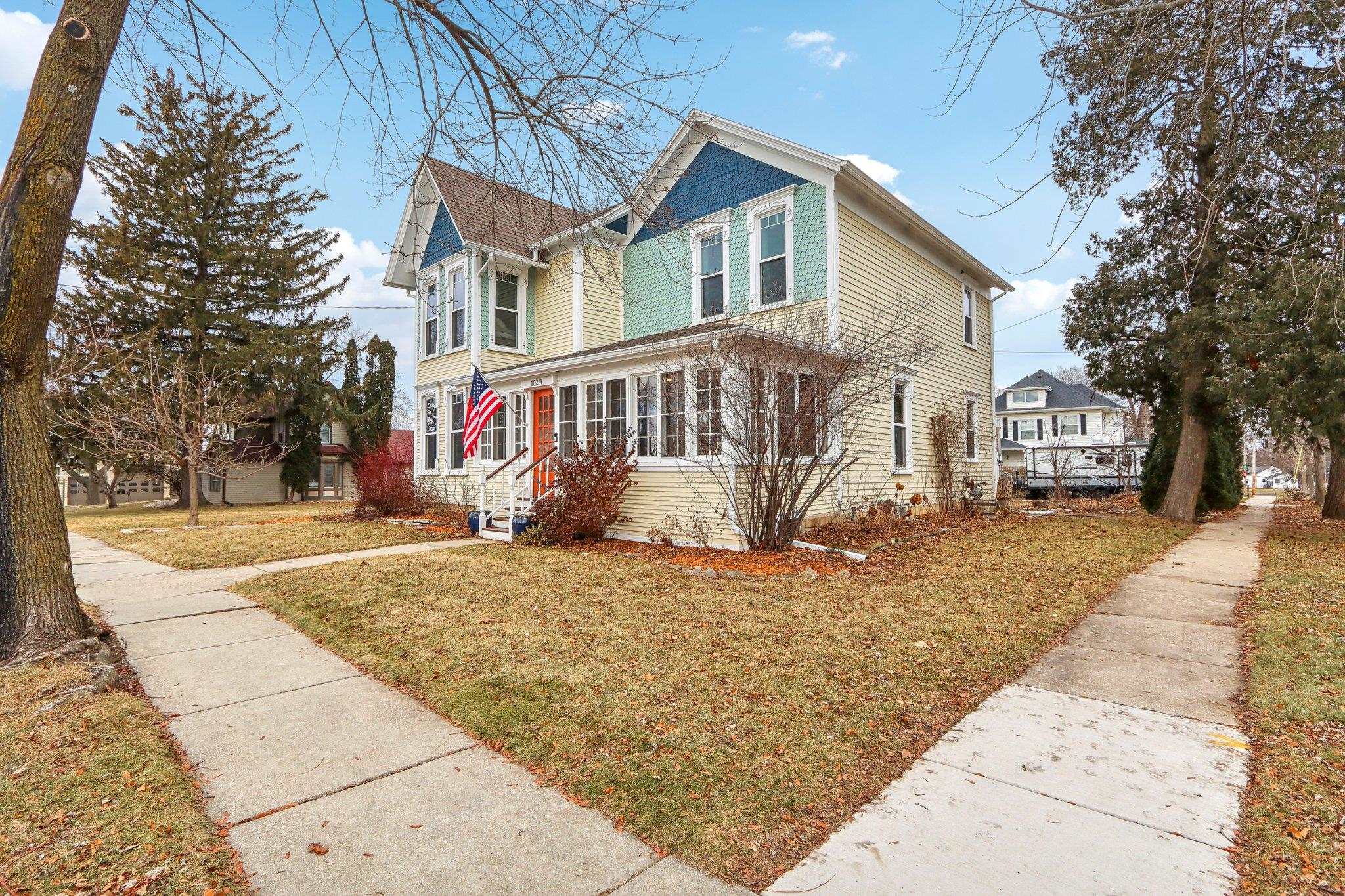 102 W North Street