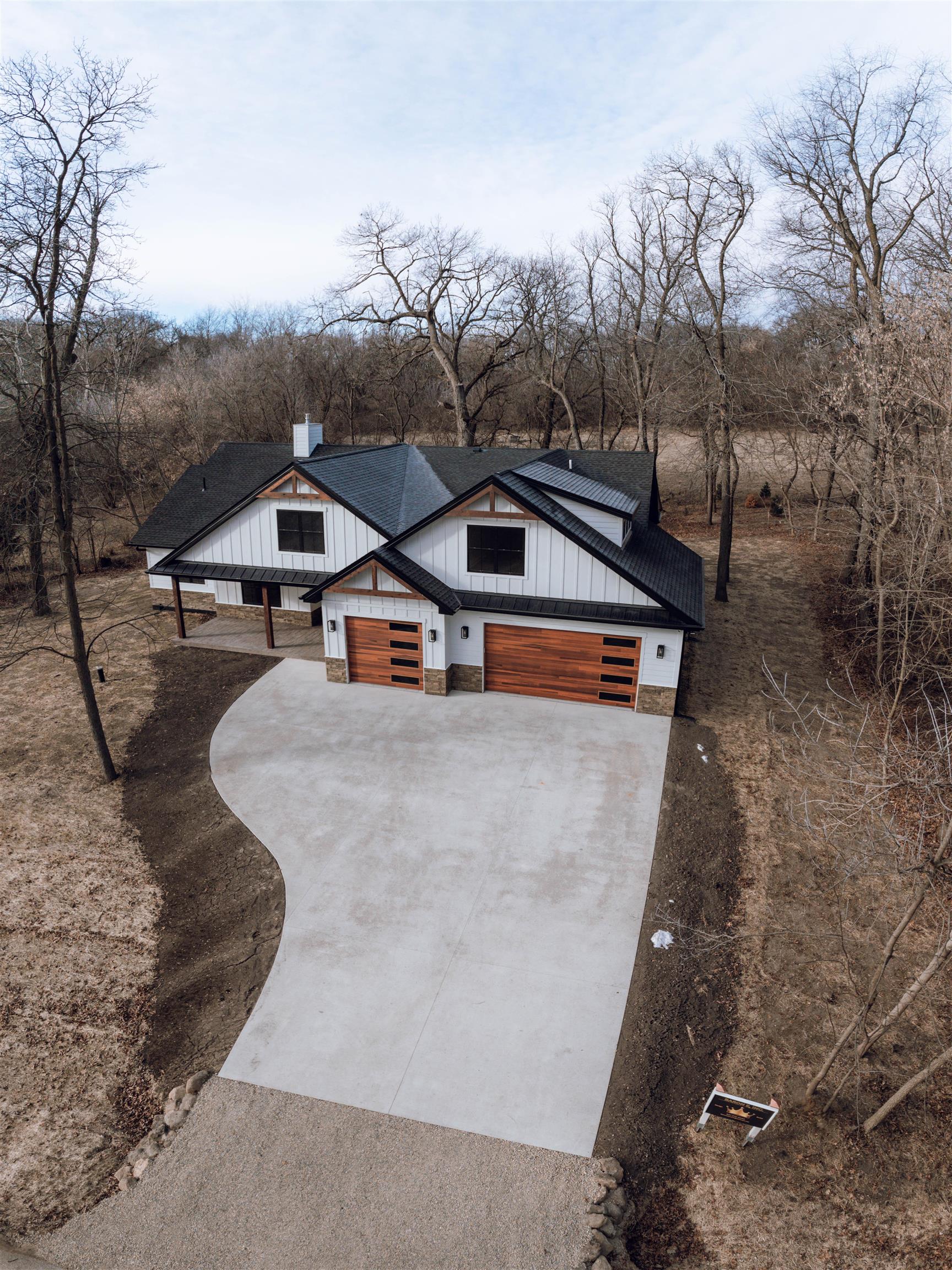 N1075 Glenn Oaks Road
