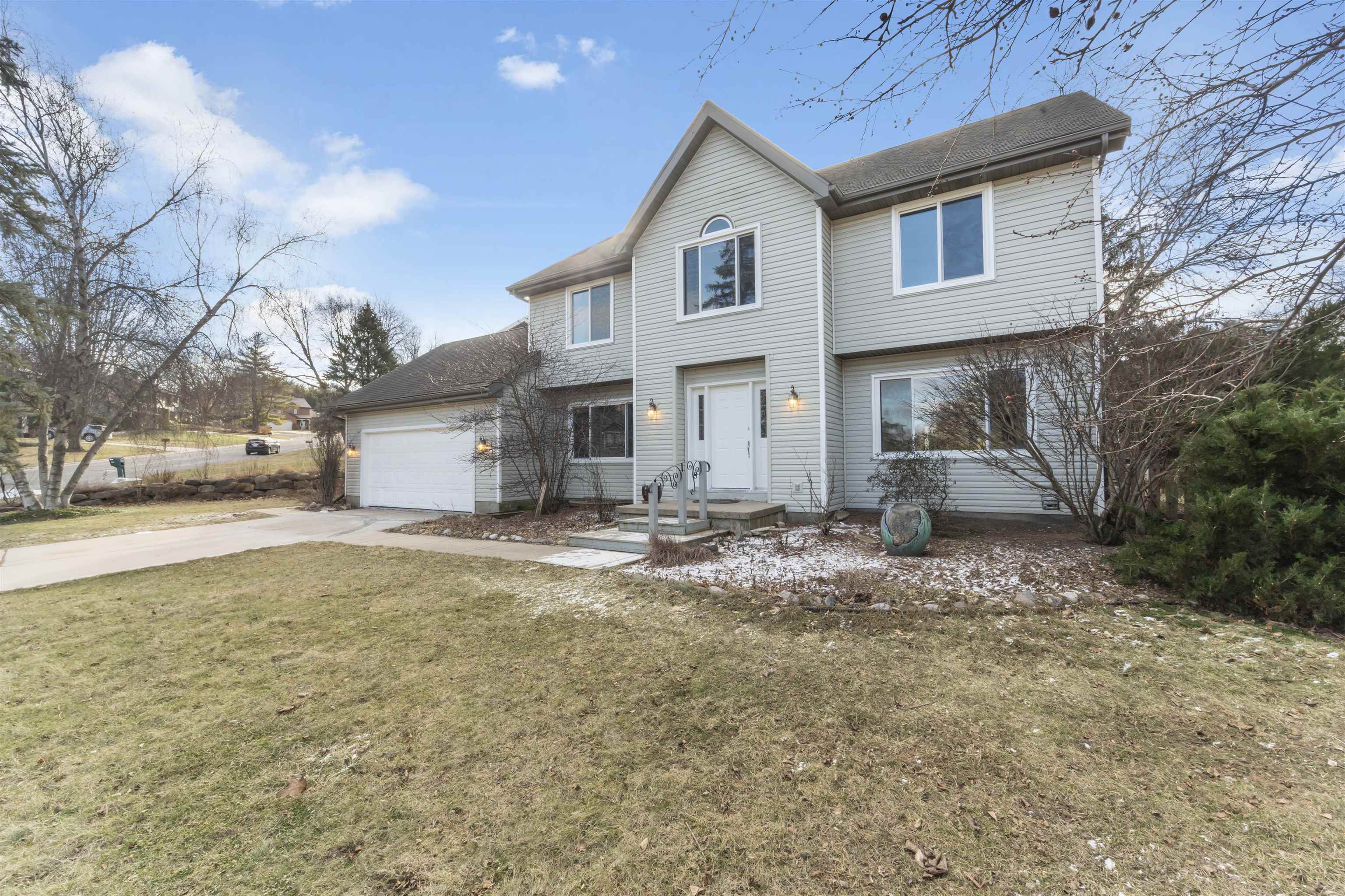 2857 Dover Circle