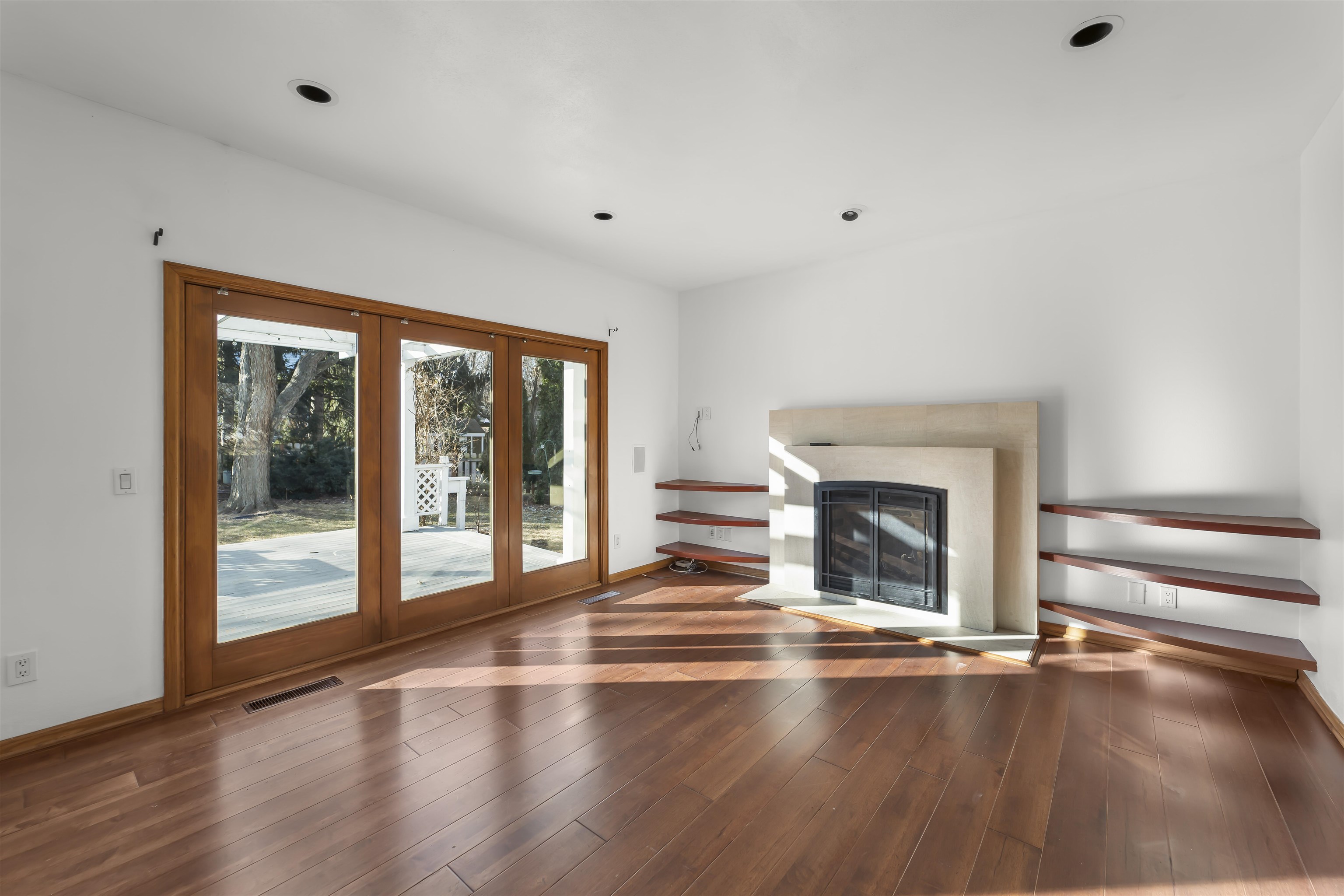 2857 Dover Circle