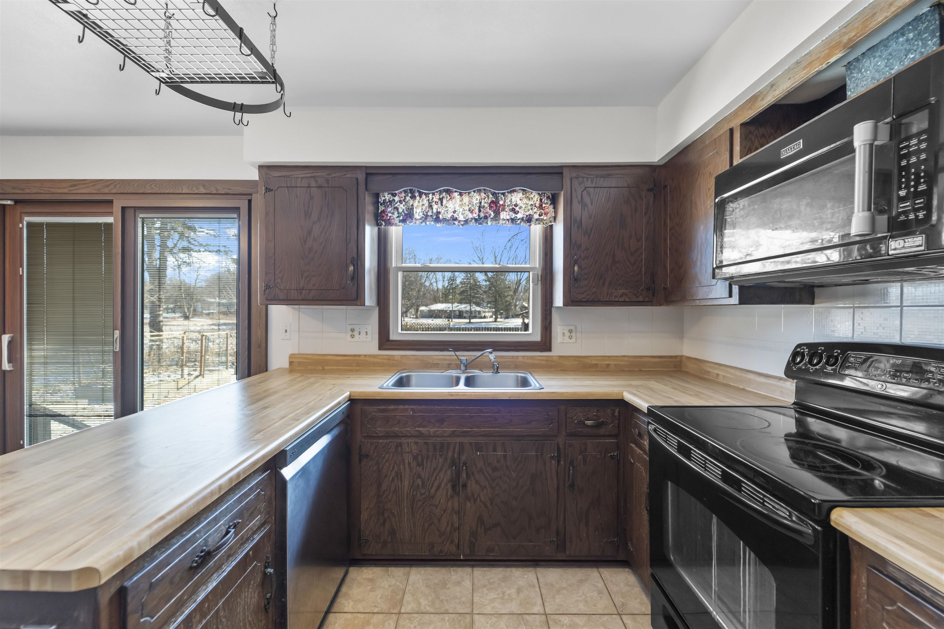 6321 Jacobs Way