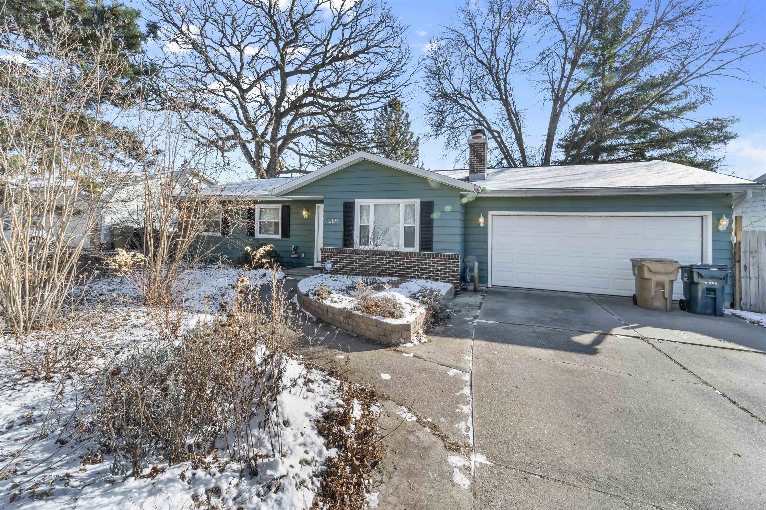 6321 Jacobs Way
