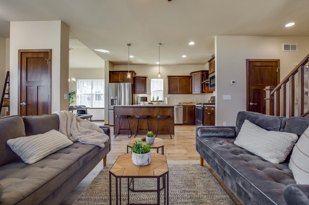 4318 Goldeneye Gateway Drive