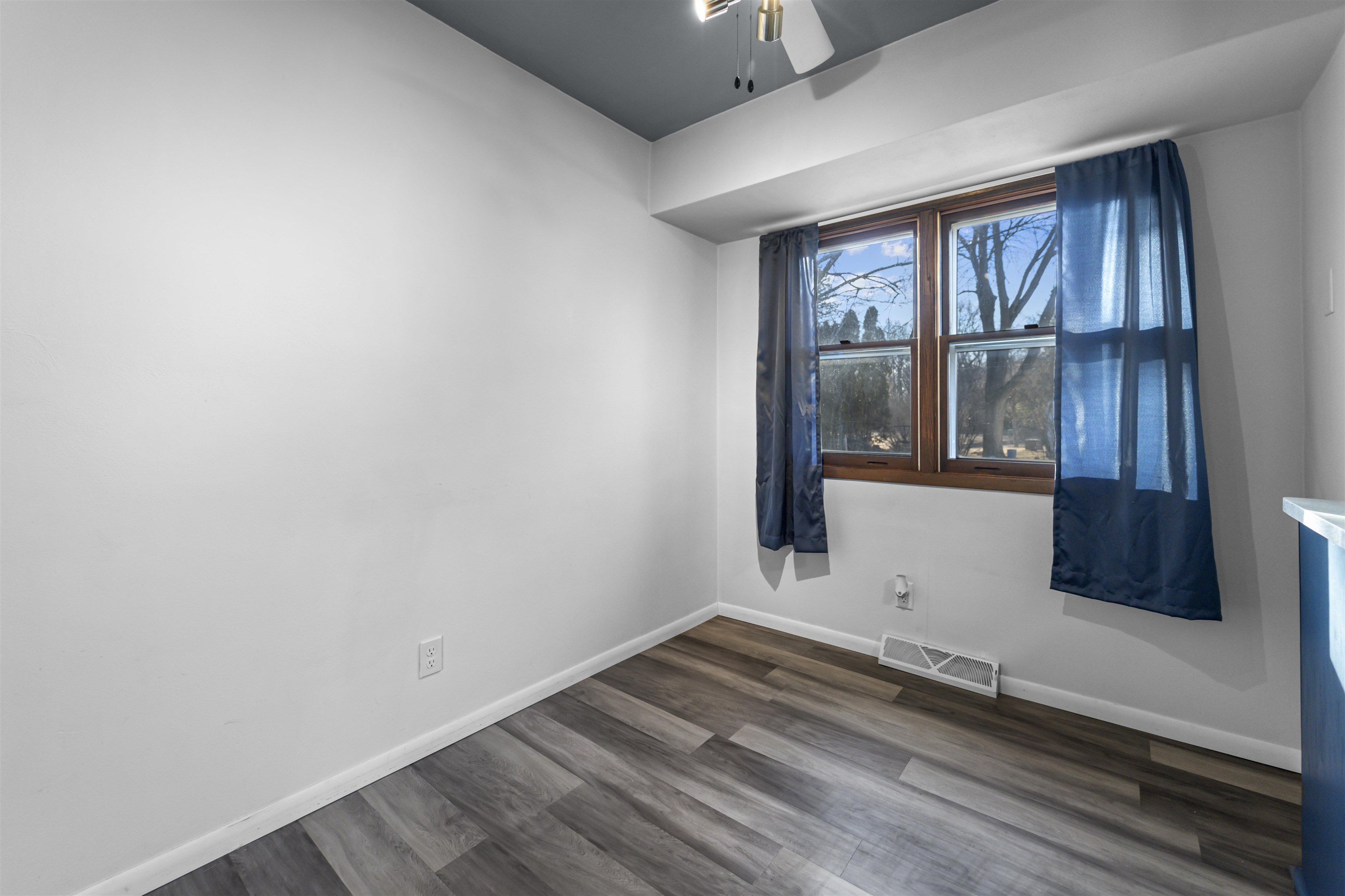 1459 Steven Street