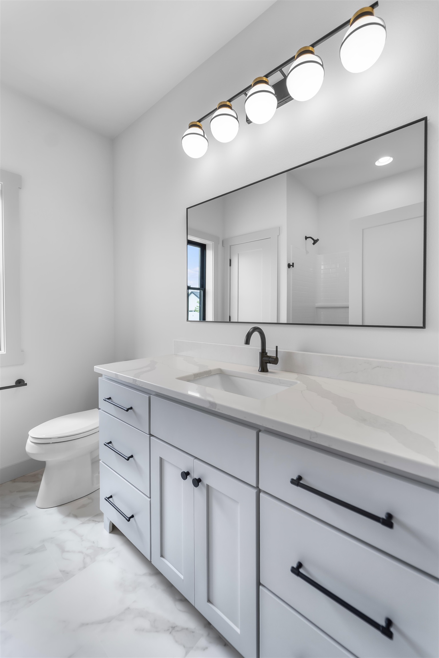 6250 Ronald Reagan Drive