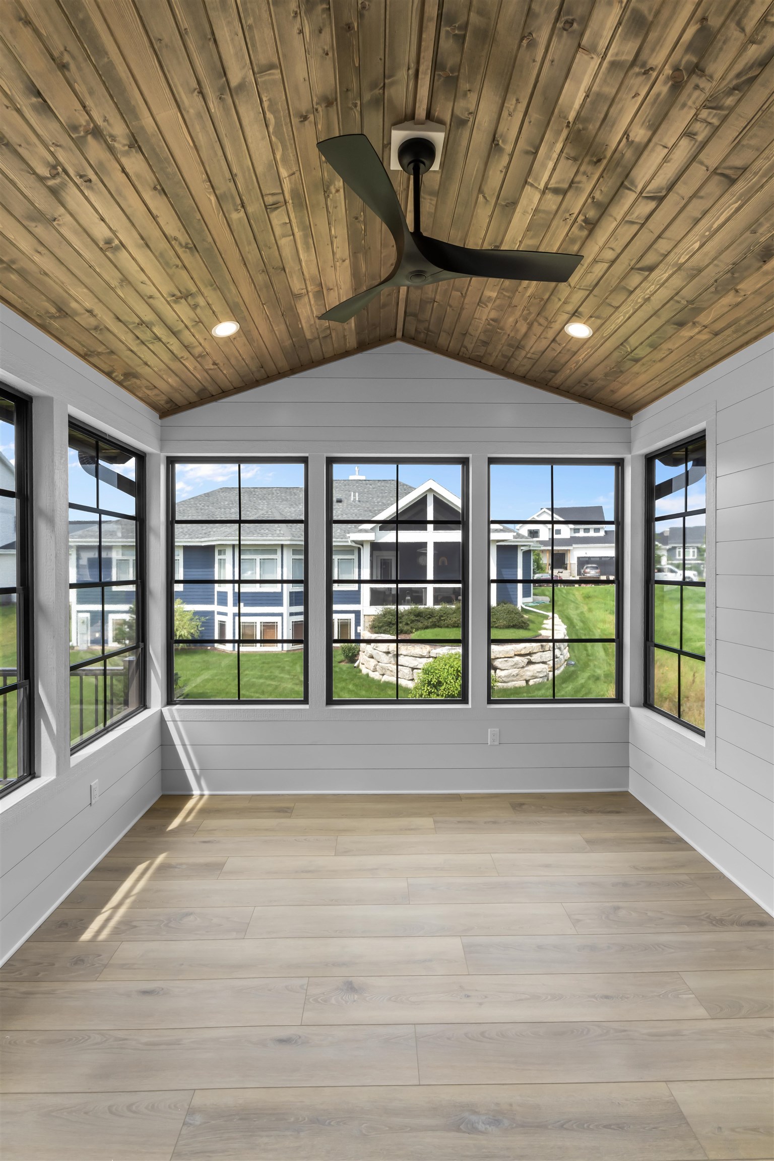 6250 Ronald Reagan Drive