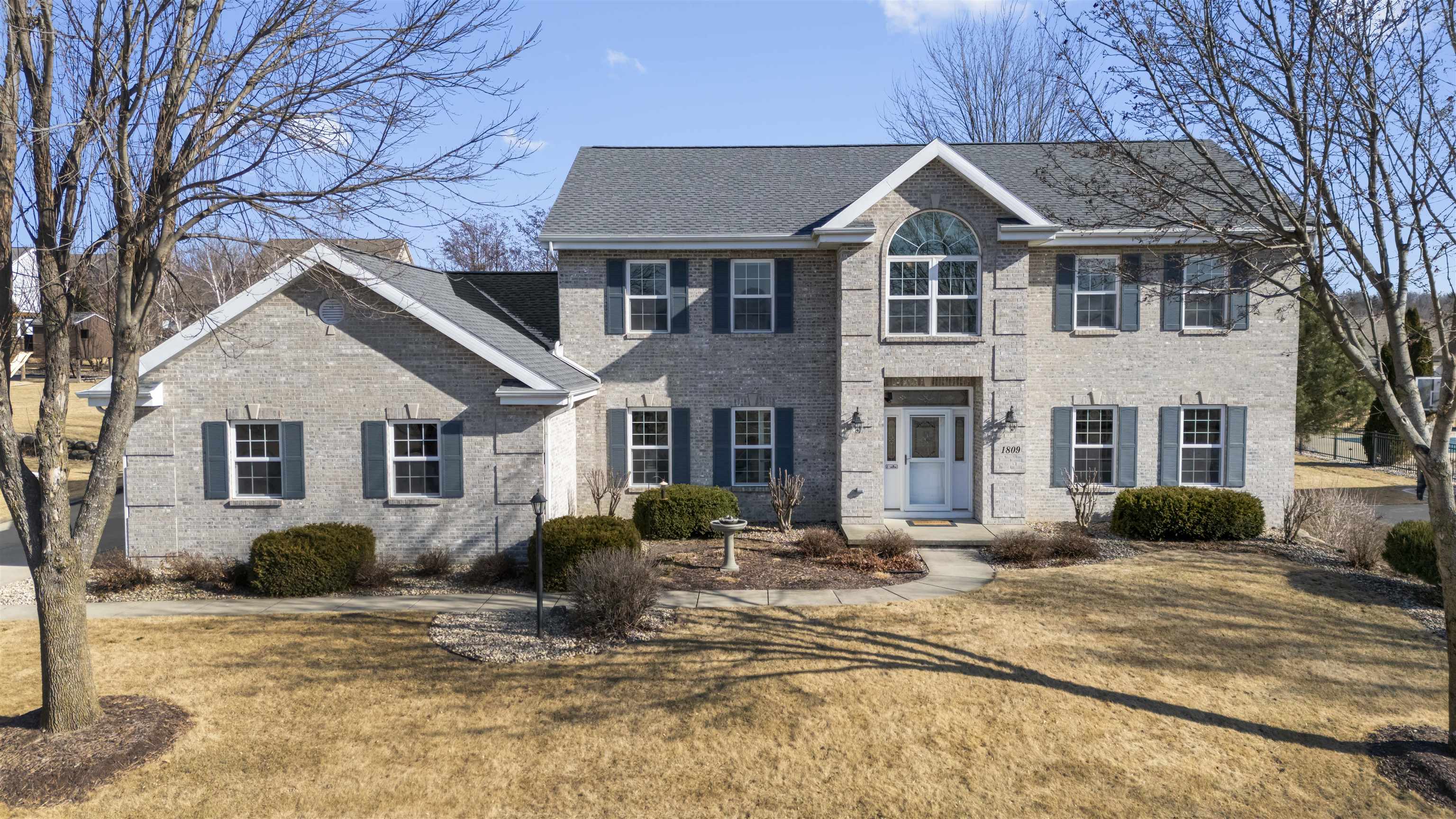 1809 Shady Point Drive