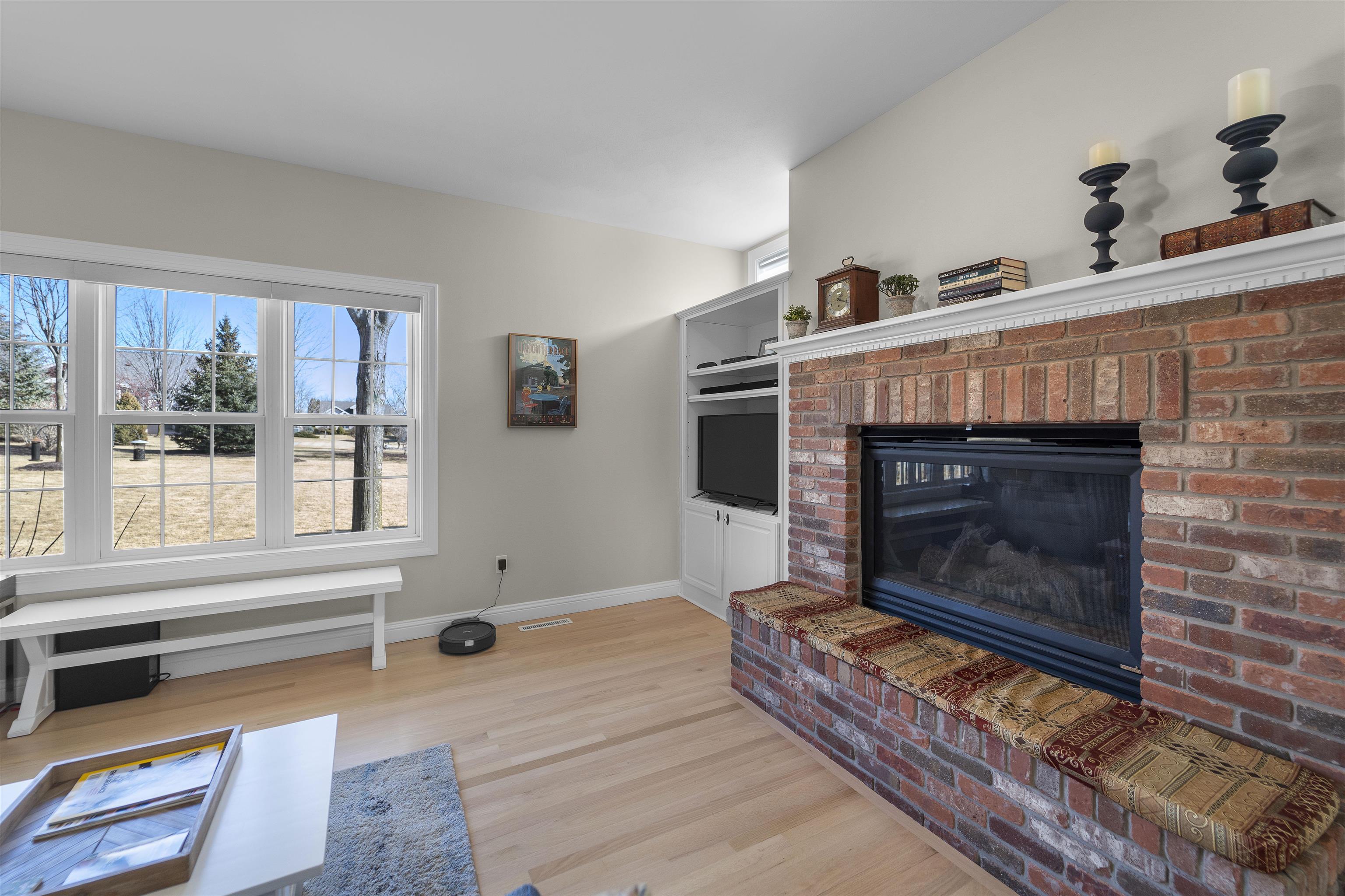 1809 Shady Point Drive