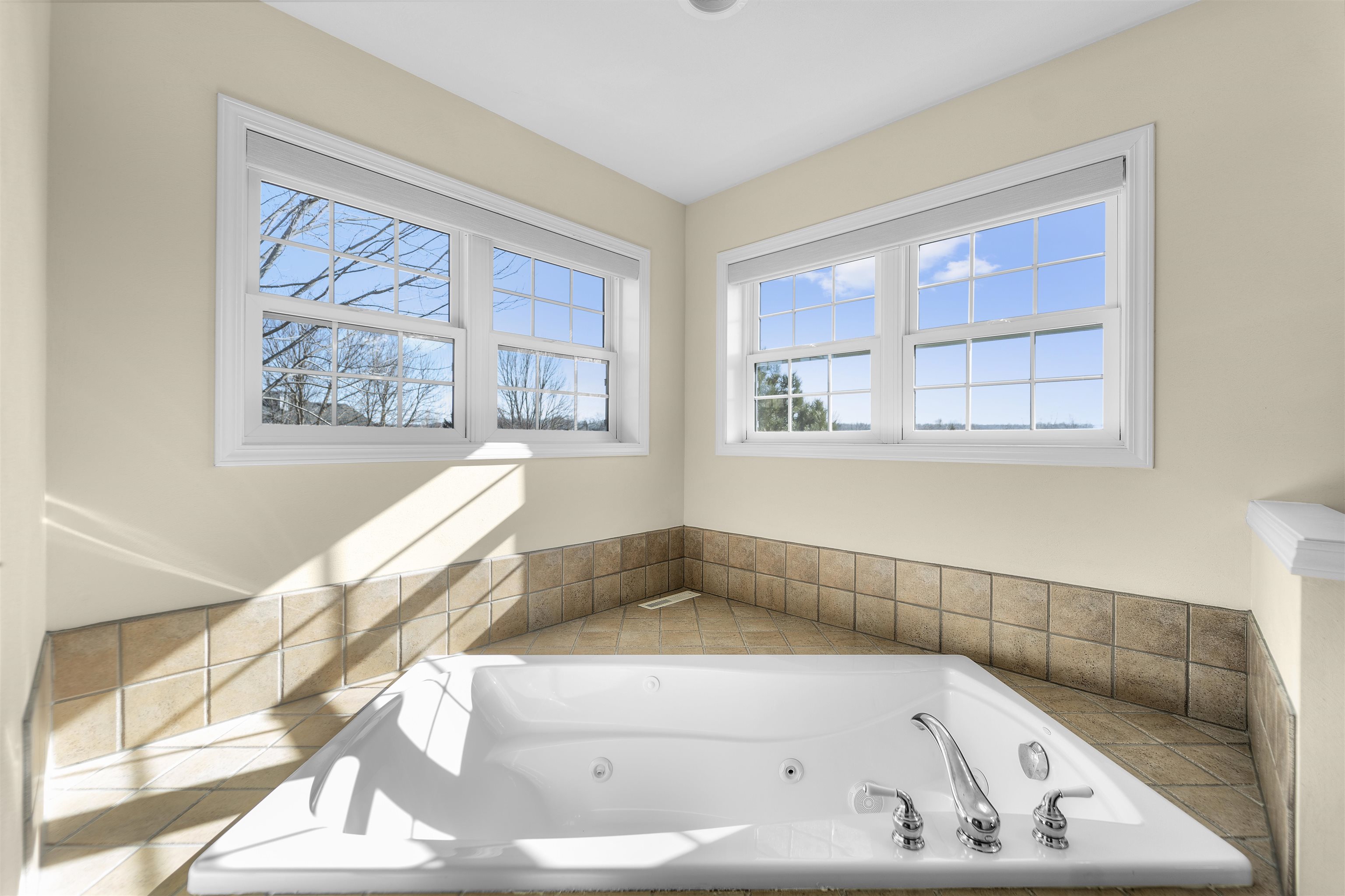 1809 Shady Point Drive
