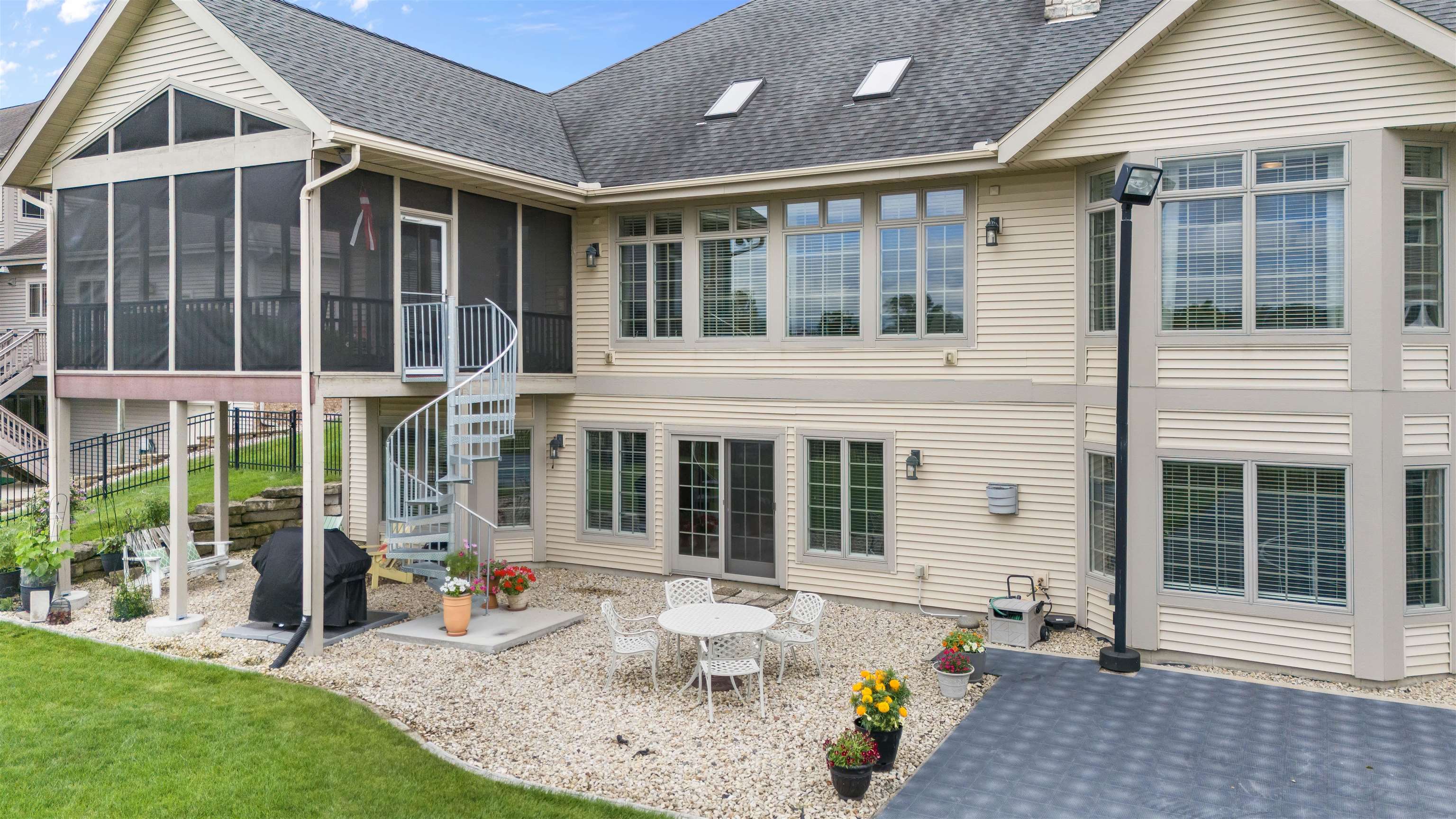 1420 Blue Ridge Trail