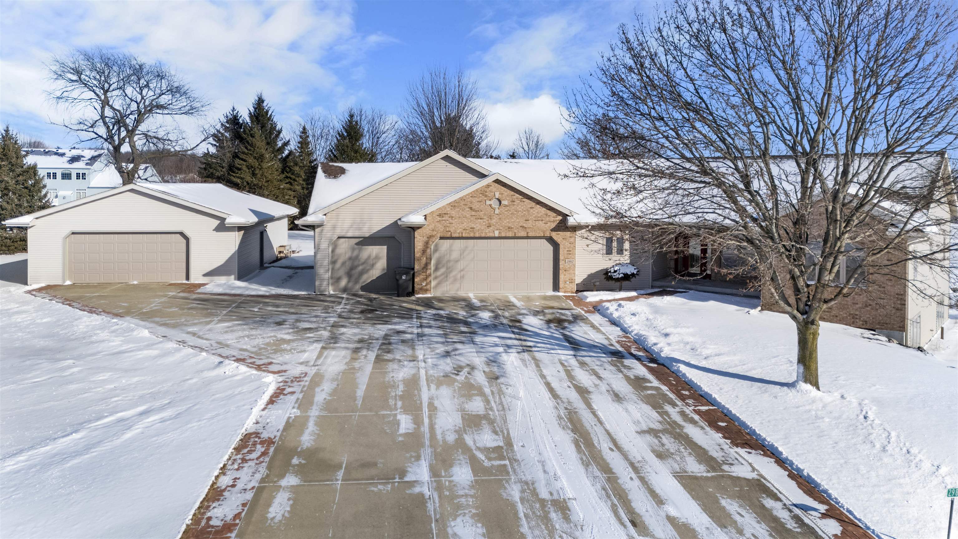 2982 Bunker View