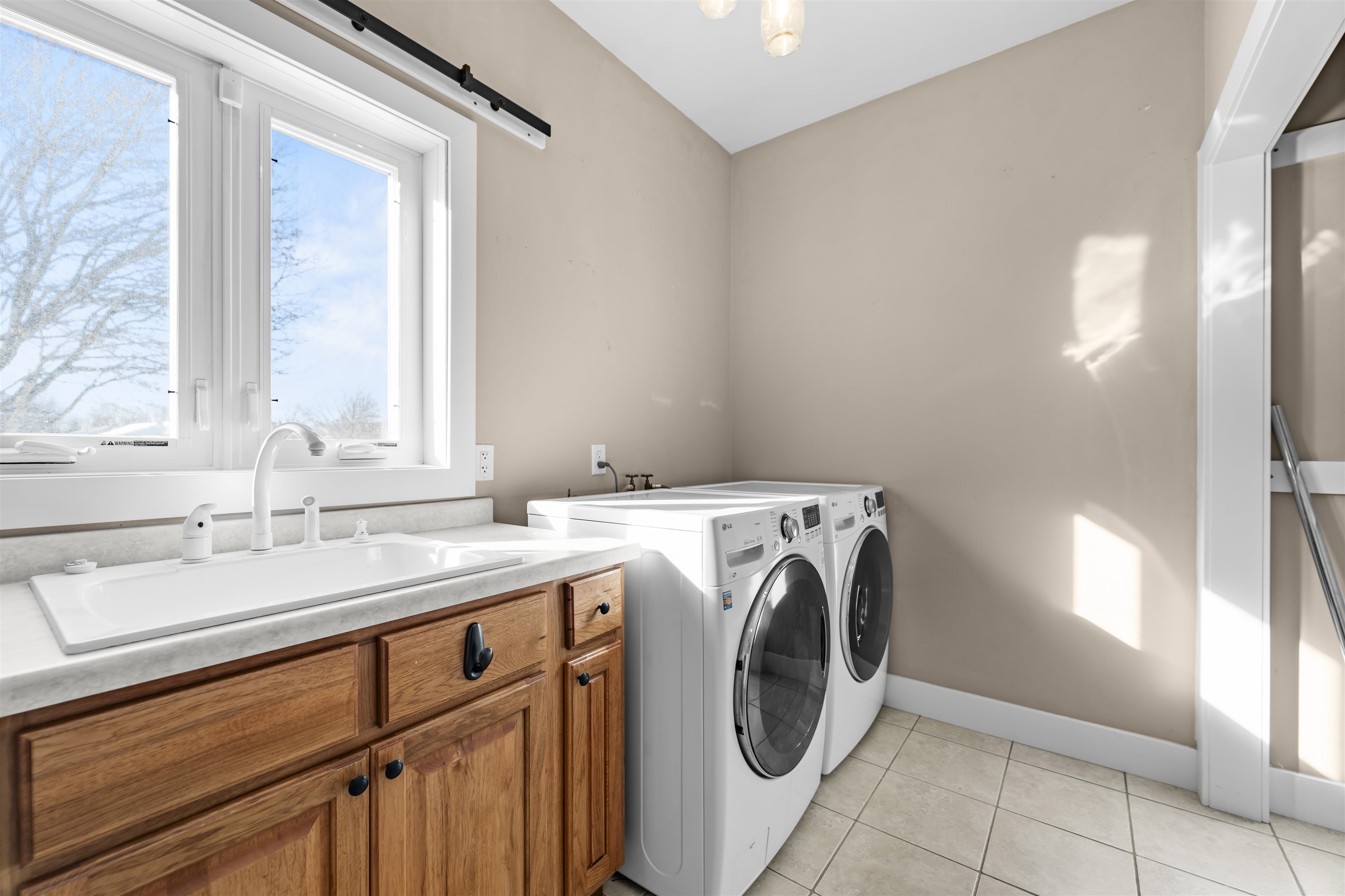 2982 Bunker View