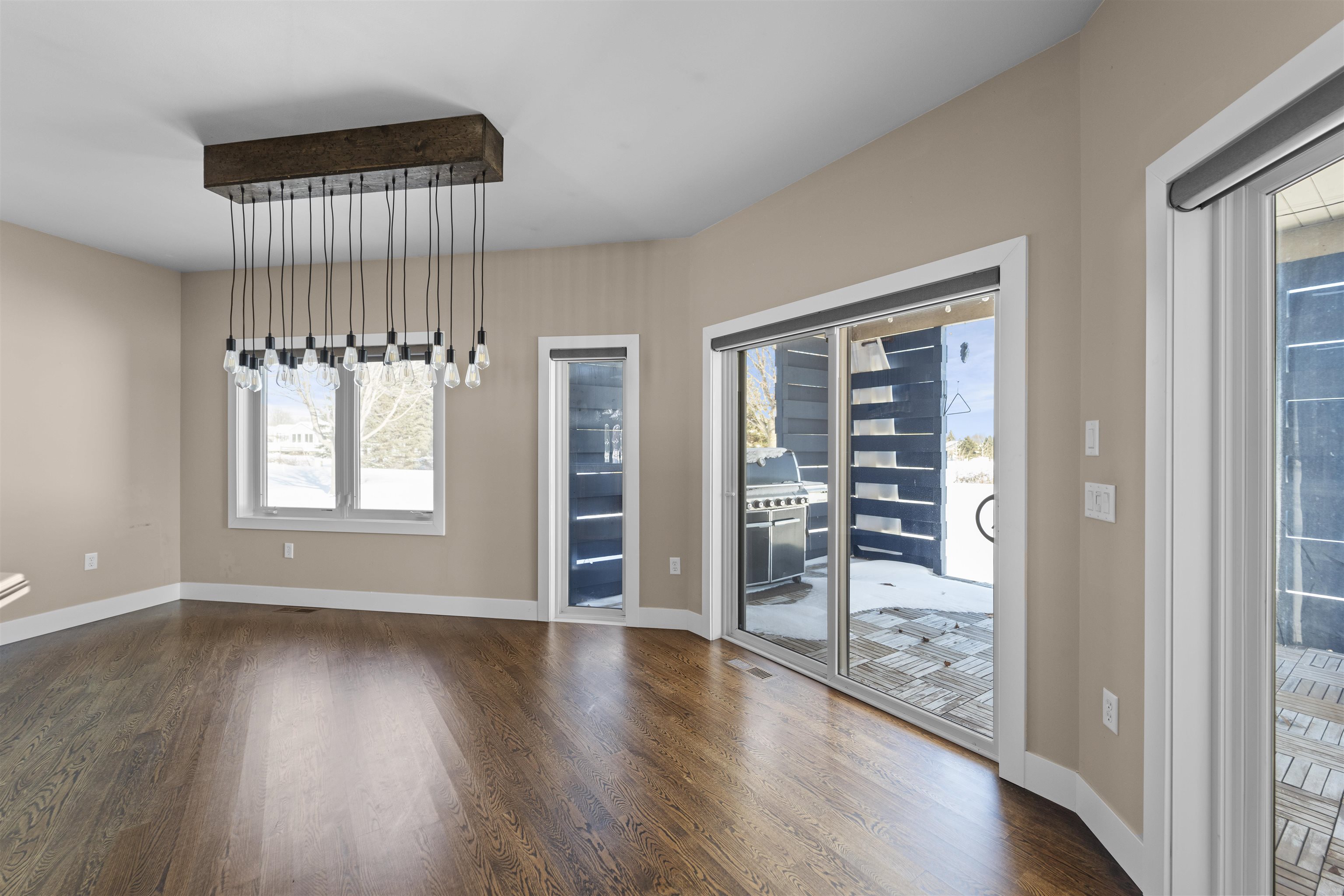 2982 Bunker View