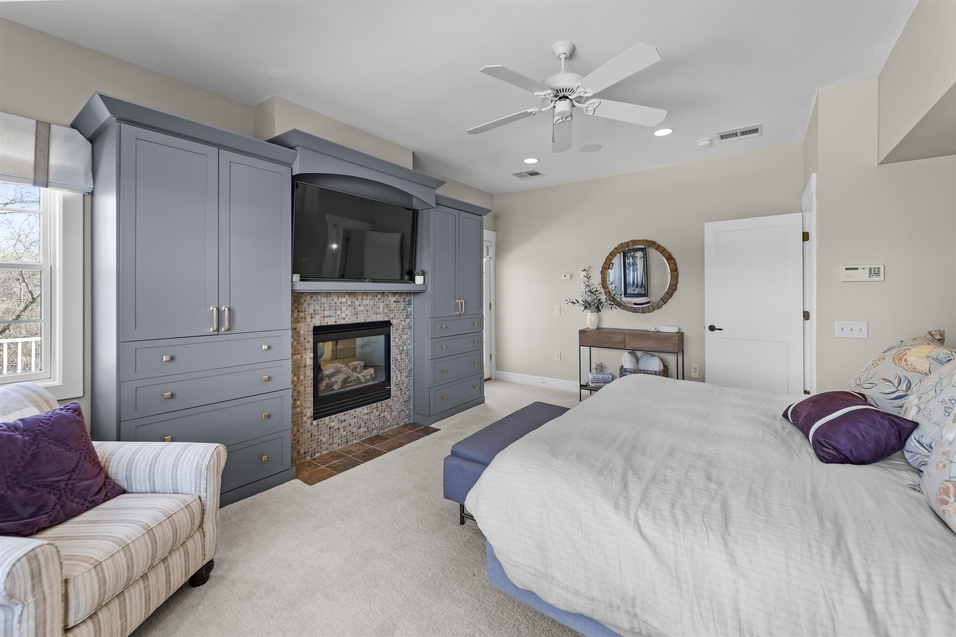 5653 Ashbourne Lane