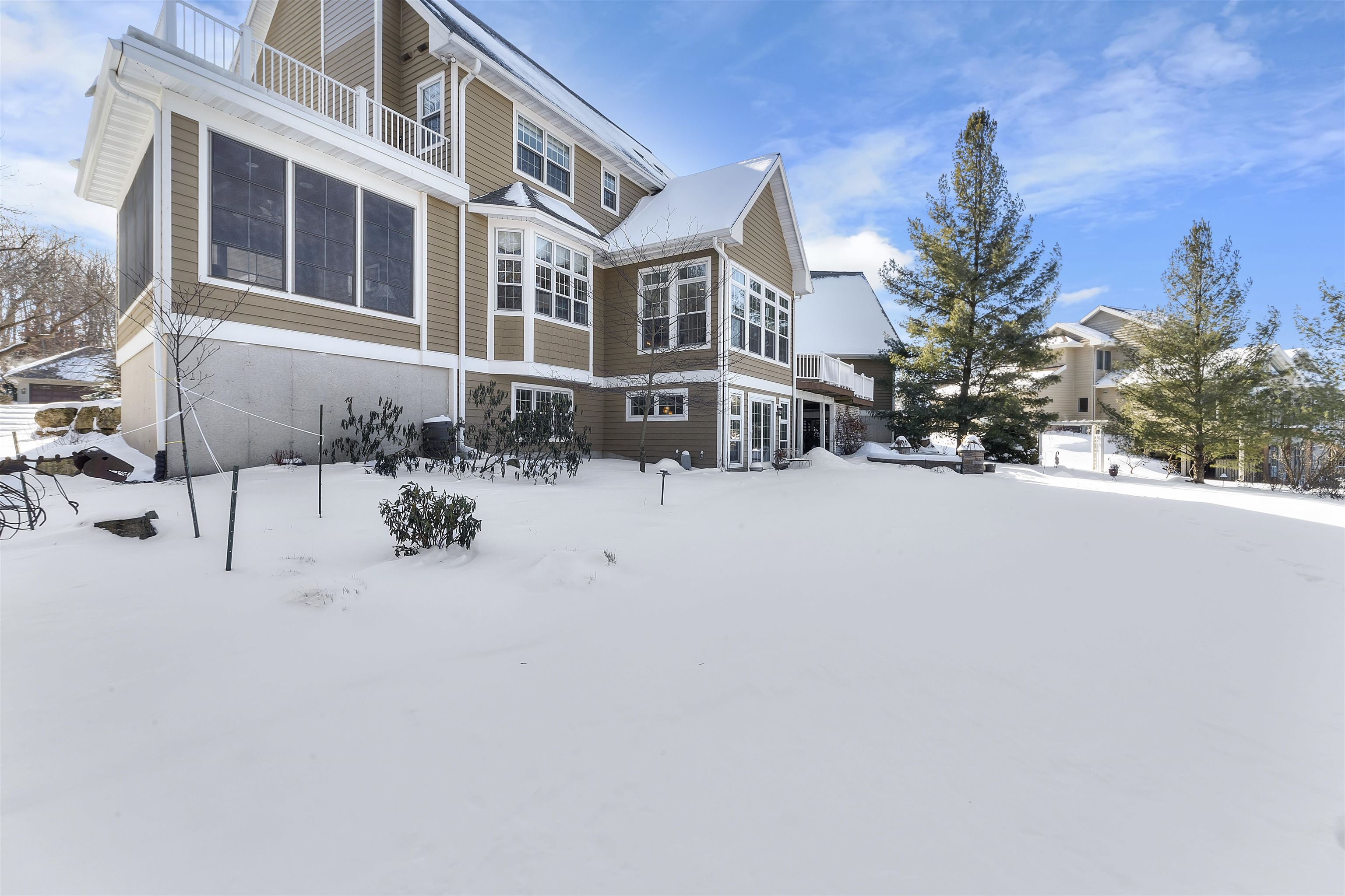 5653 Ashbourne Lane