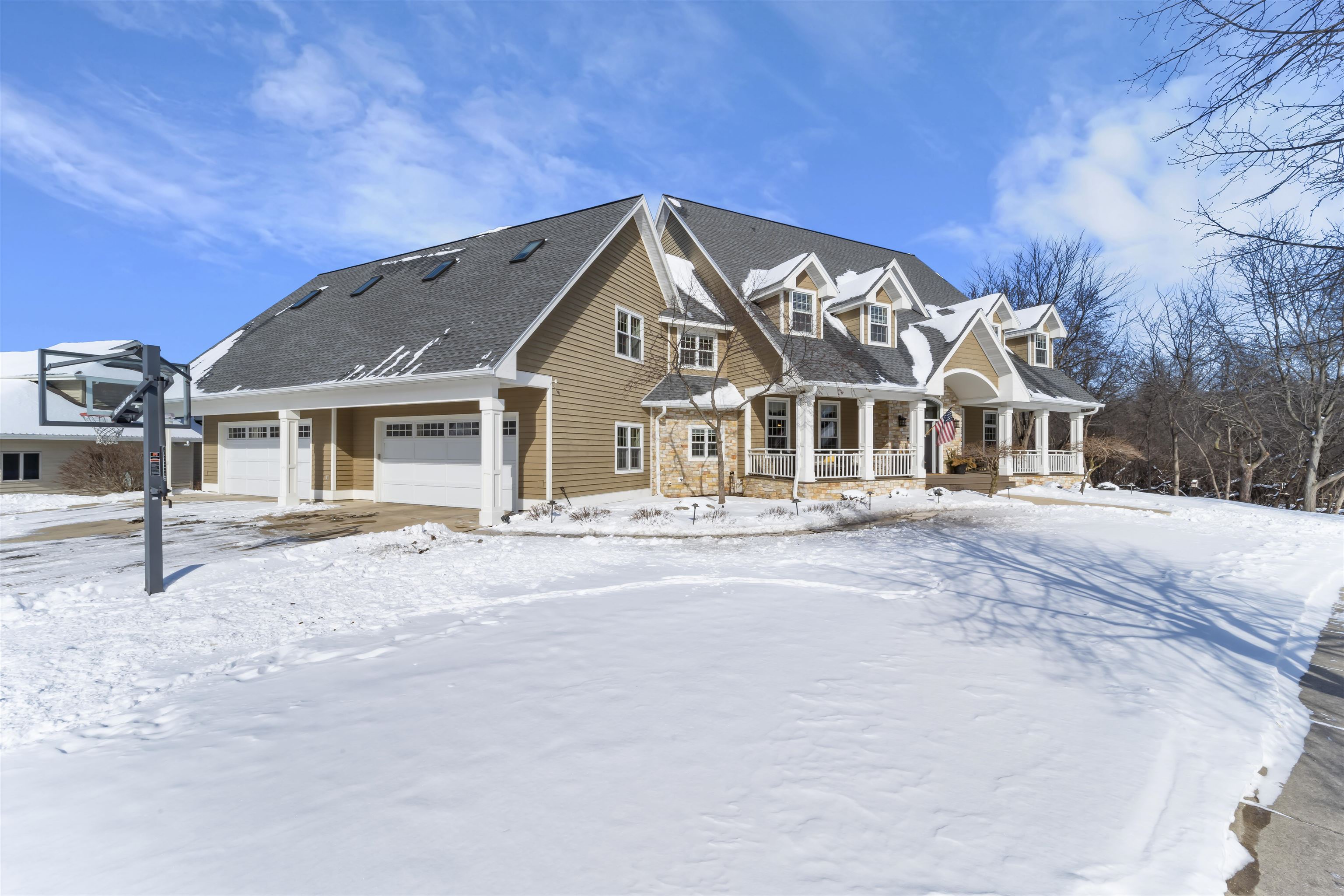 5653 Ashbourne Lane