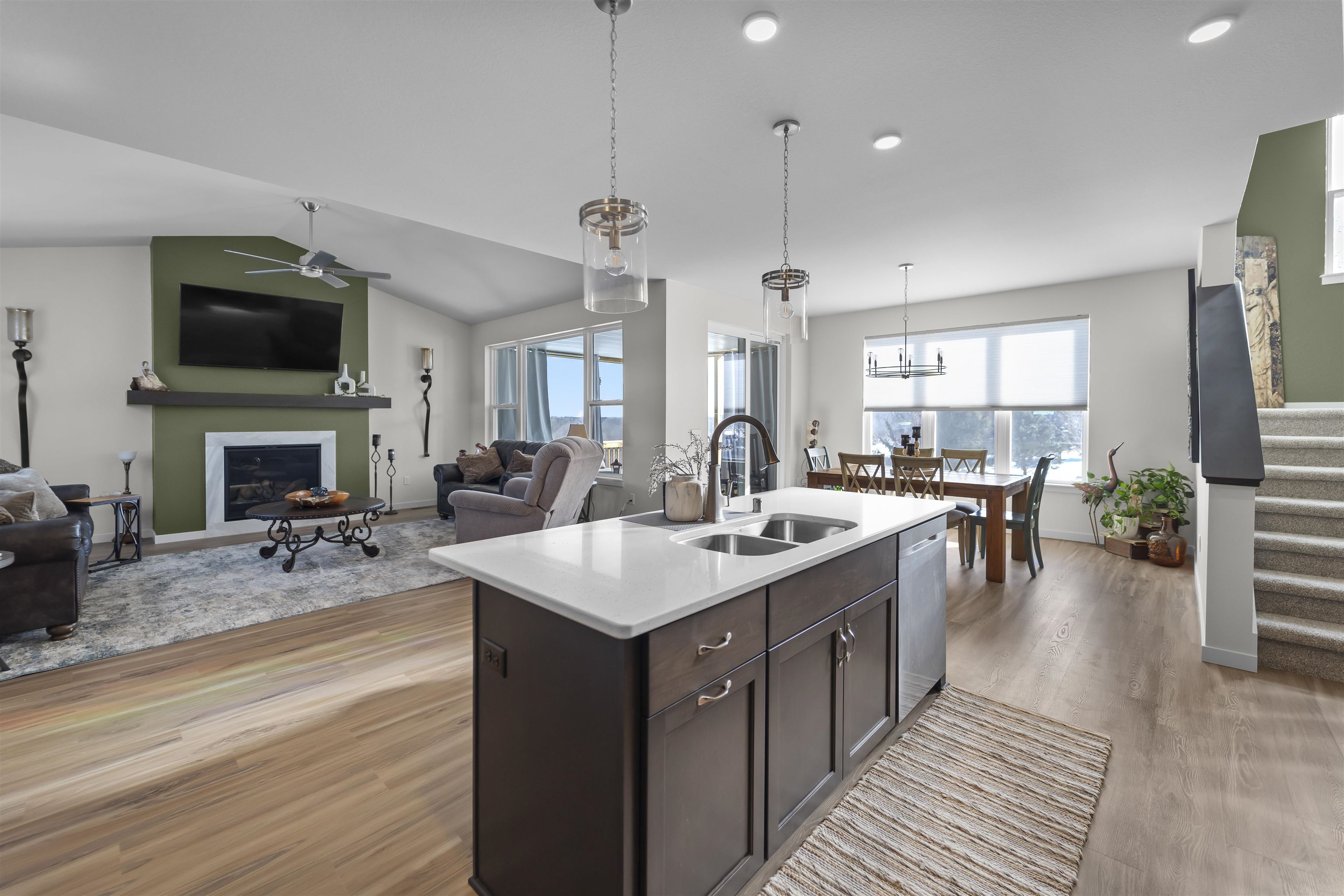 664 Ridge View Lane